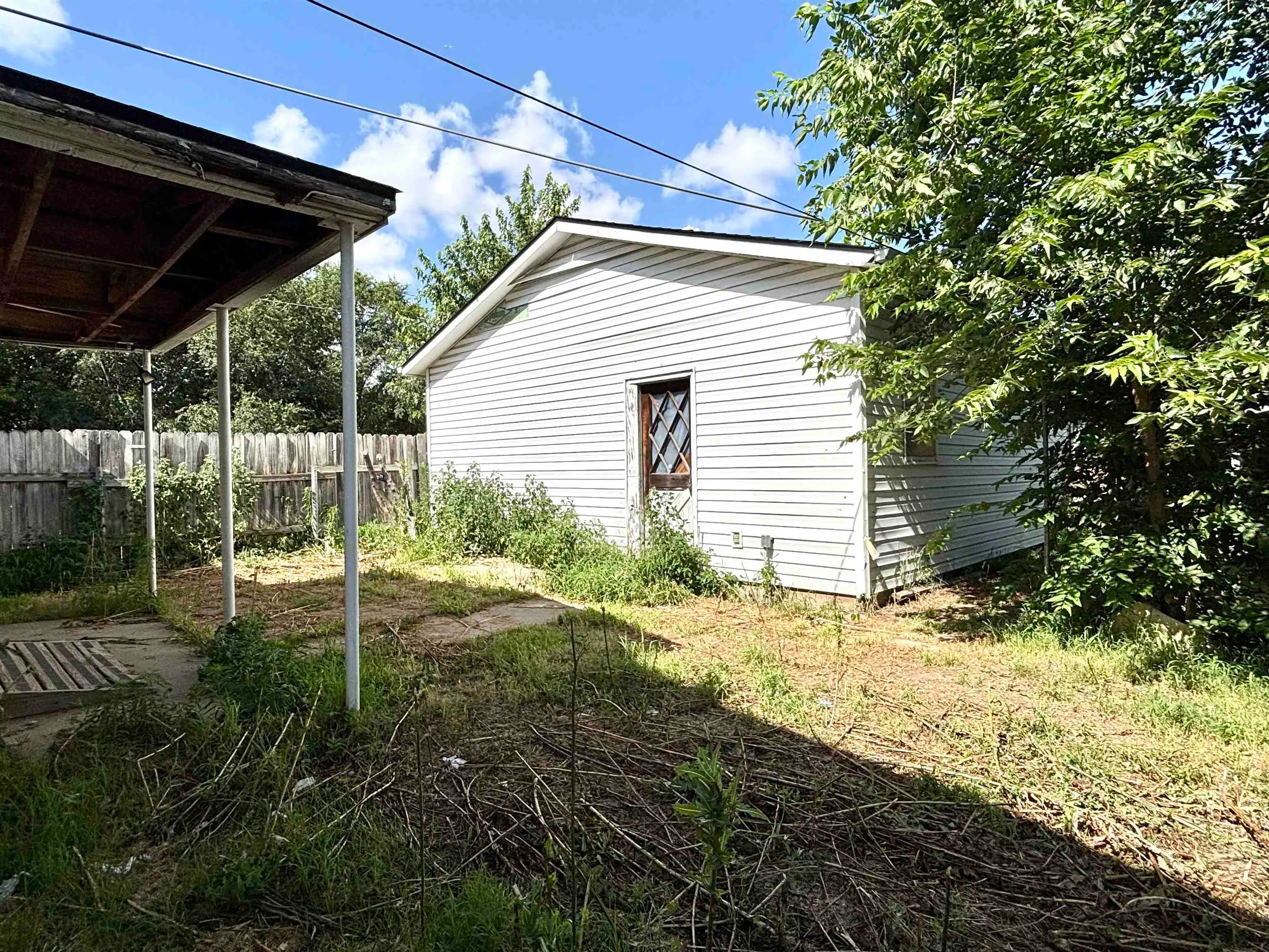 Wichita, Kansas 67213, United States, 2 Bedrooms Bedrooms, ,1 BathroomBathrooms,Residential,Active,165254