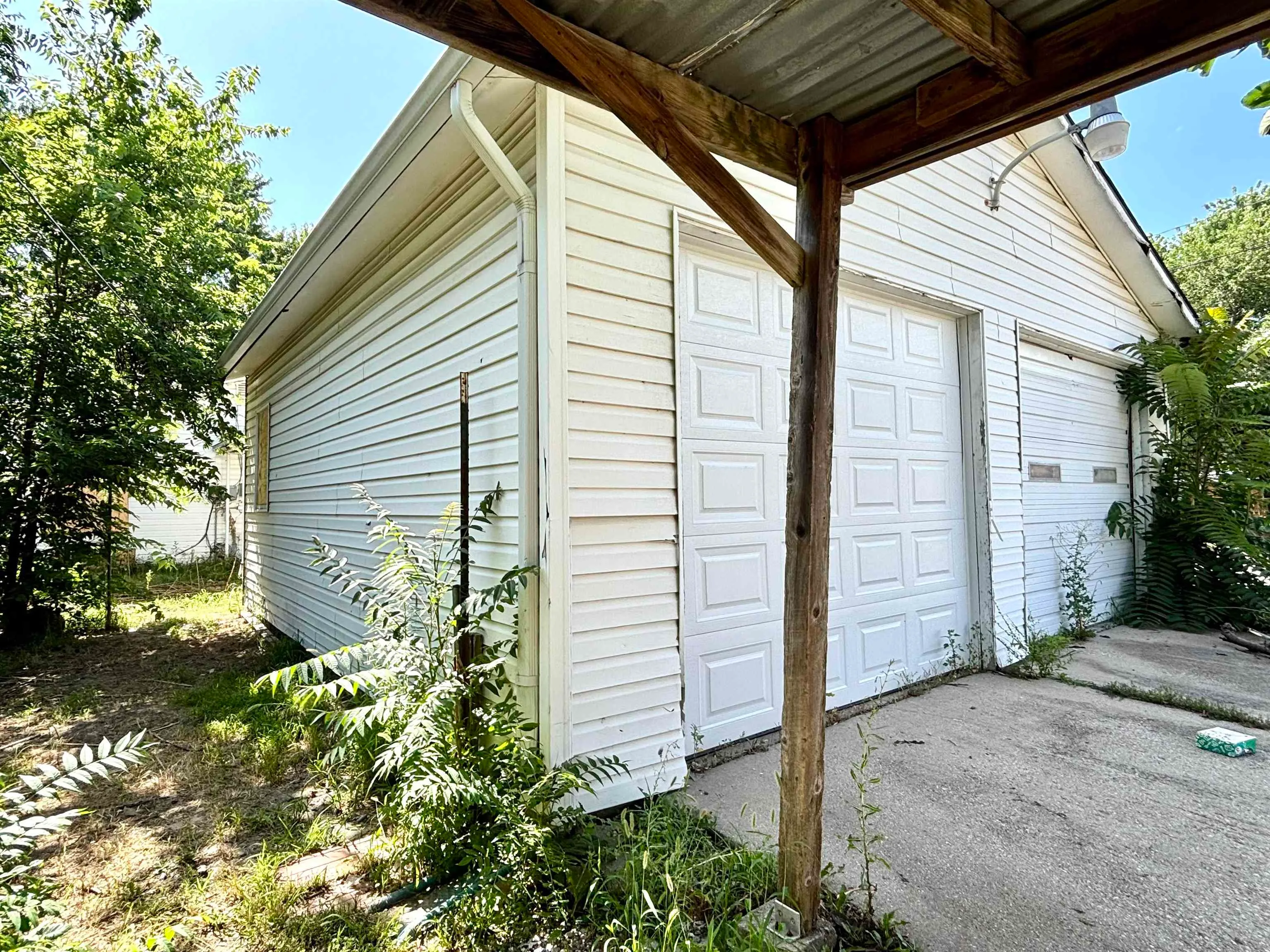 Wichita, Kansas 67213, United States, 2 Bedrooms Bedrooms, ,1 BathroomBathrooms,Residential,Active,165254