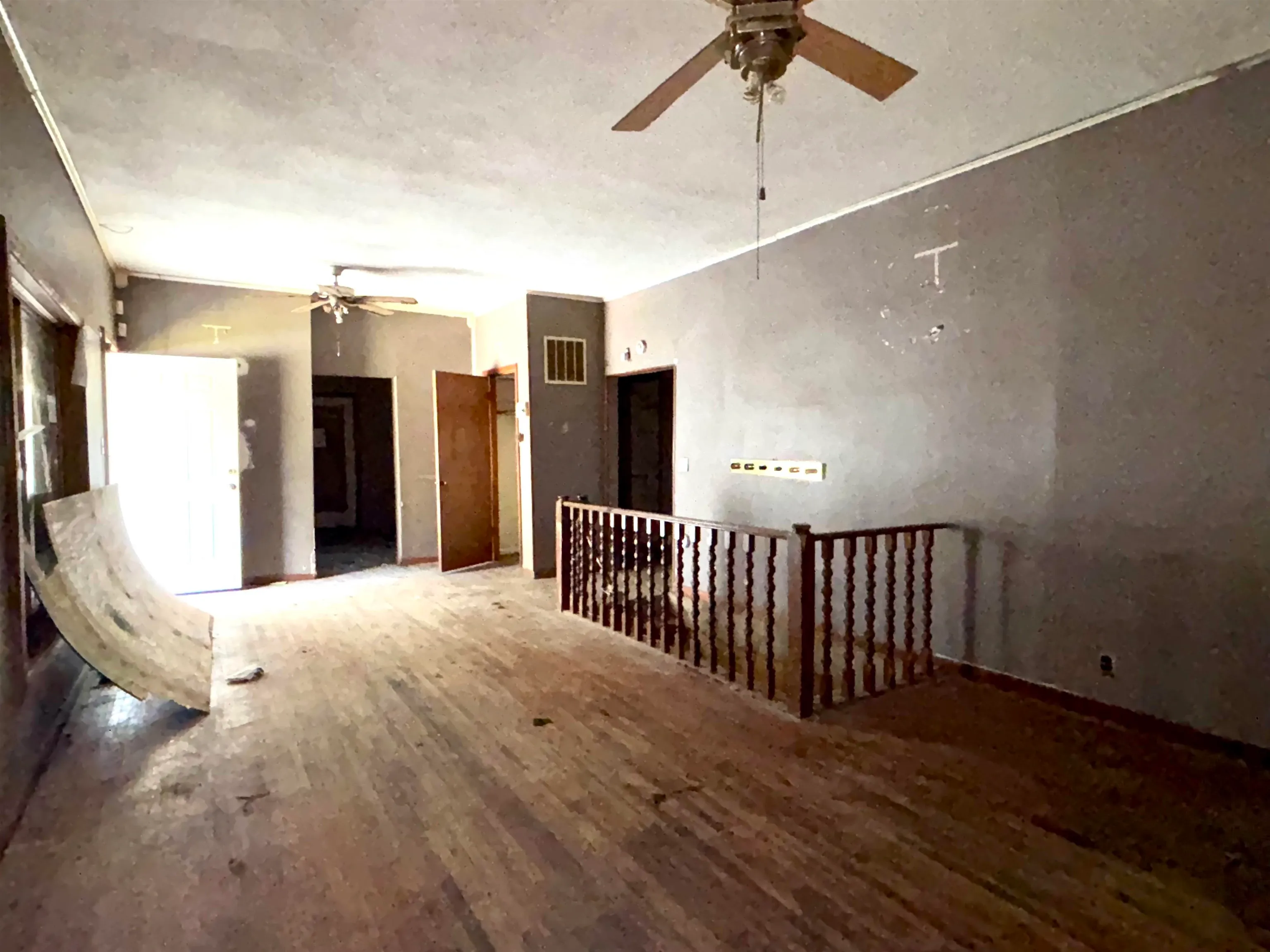 Wichita, Kansas 67213, United States, 2 Bedrooms Bedrooms, ,1 BathroomBathrooms,Residential,Active,165254