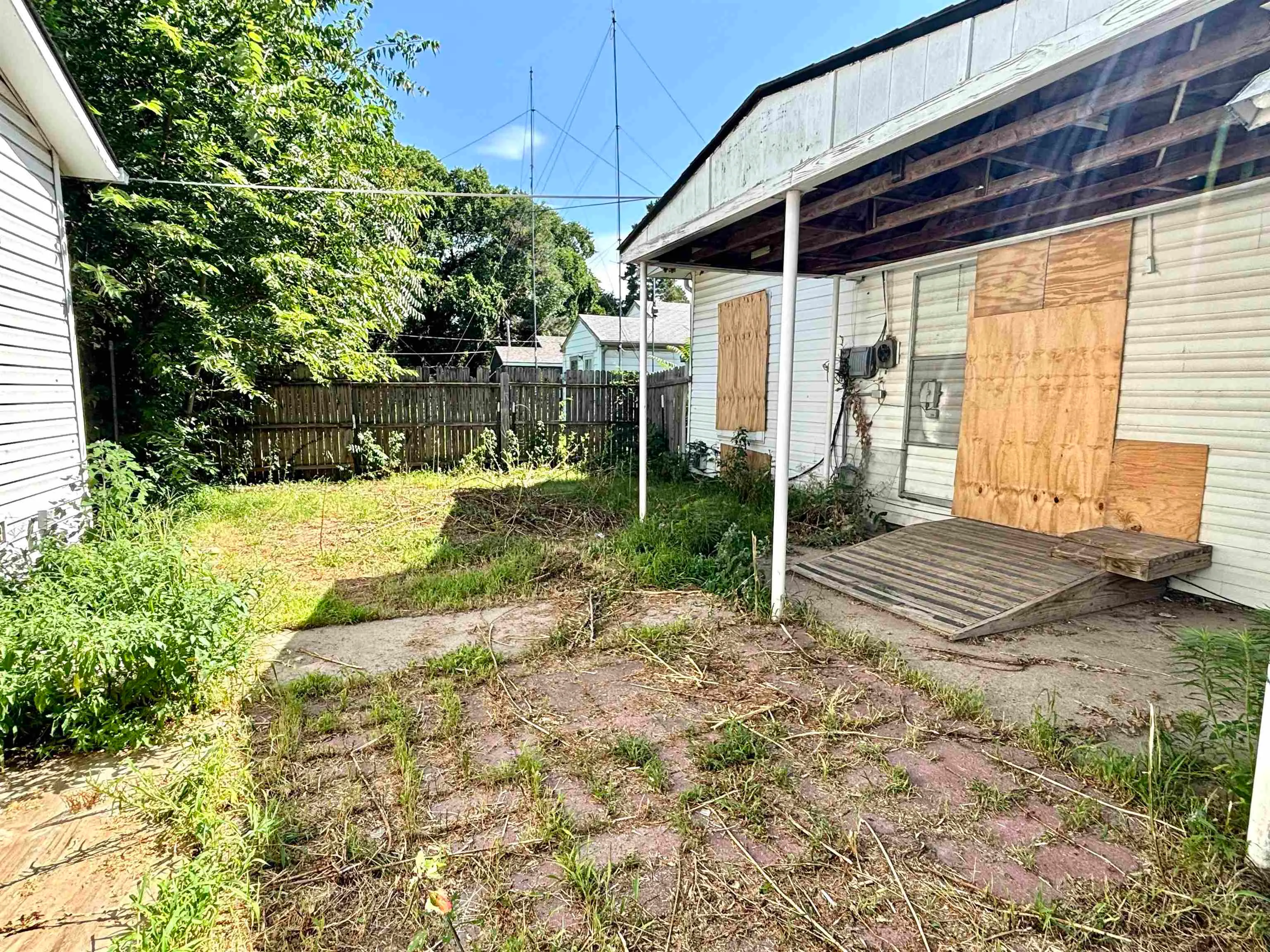 Wichita, Kansas 67213, United States, 2 Bedrooms Bedrooms, ,1 BathroomBathrooms,Residential,Active,165254