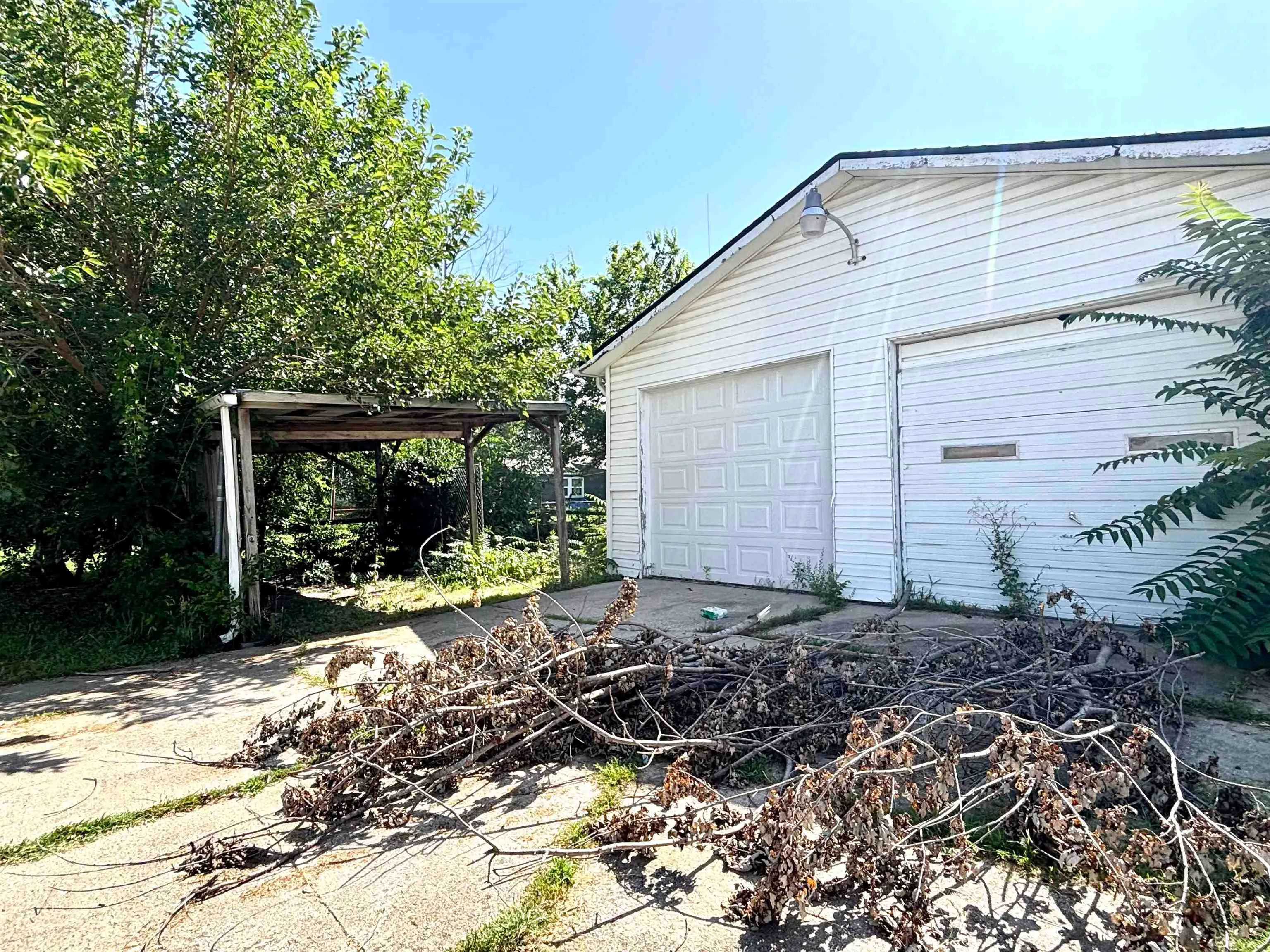 Wichita, Kansas 67213, United States, 2 Bedrooms Bedrooms, ,1 BathroomBathrooms,Residential,Active,165254