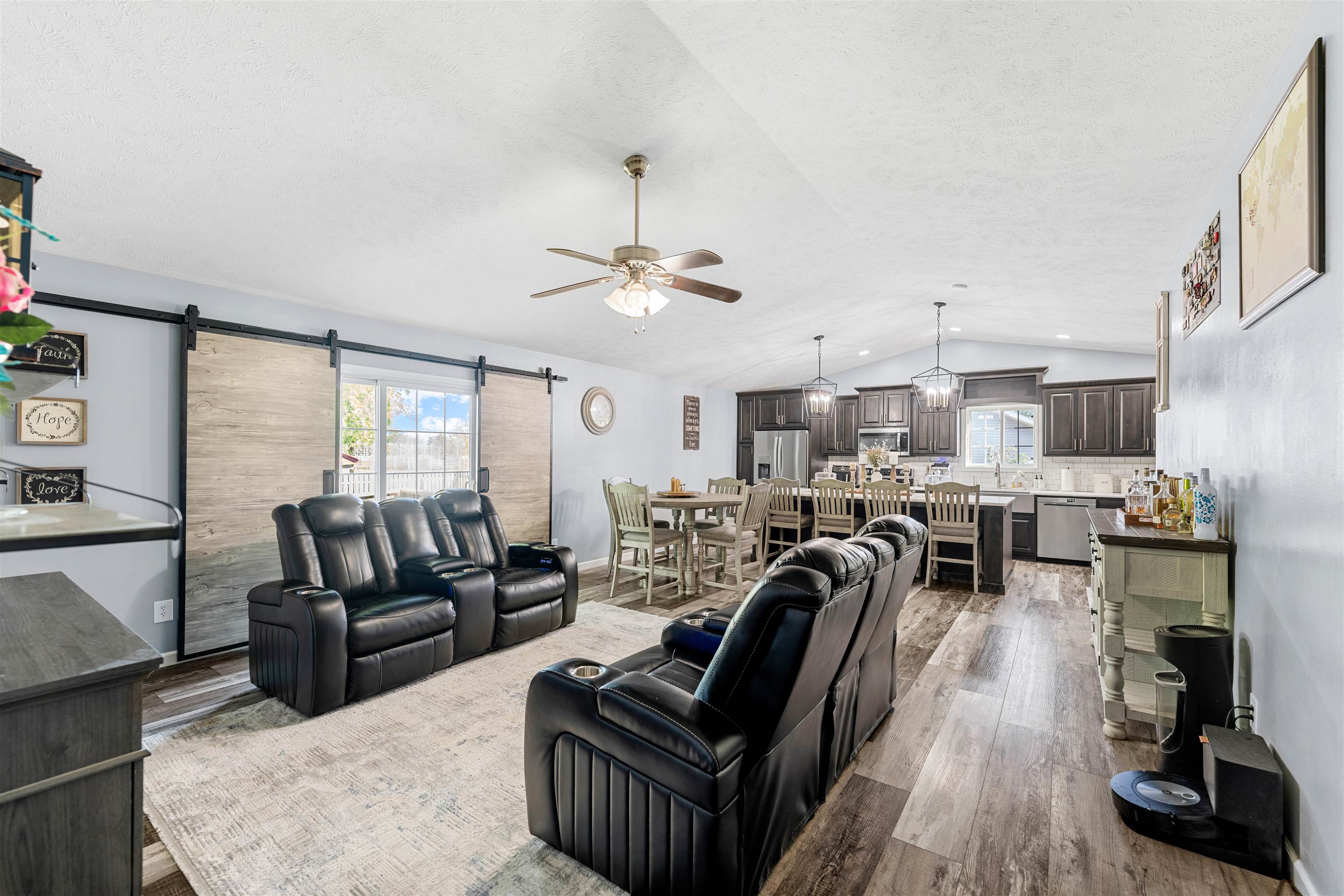 405 Jefferson St, Marquette, Kansas image 4