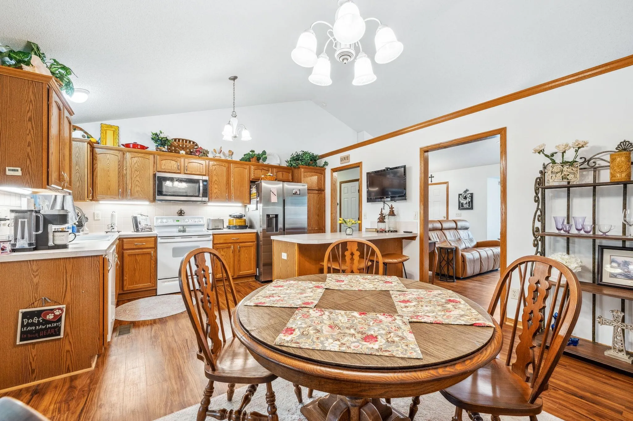 Wichita, Kansas 67205, United States, 3 Bedrooms Bedrooms, ,3 BathroomsBathrooms,Residential,Active,125882