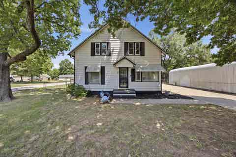 Homes For Sale - 412 N Olive St<br/> Leon, KS 67074
