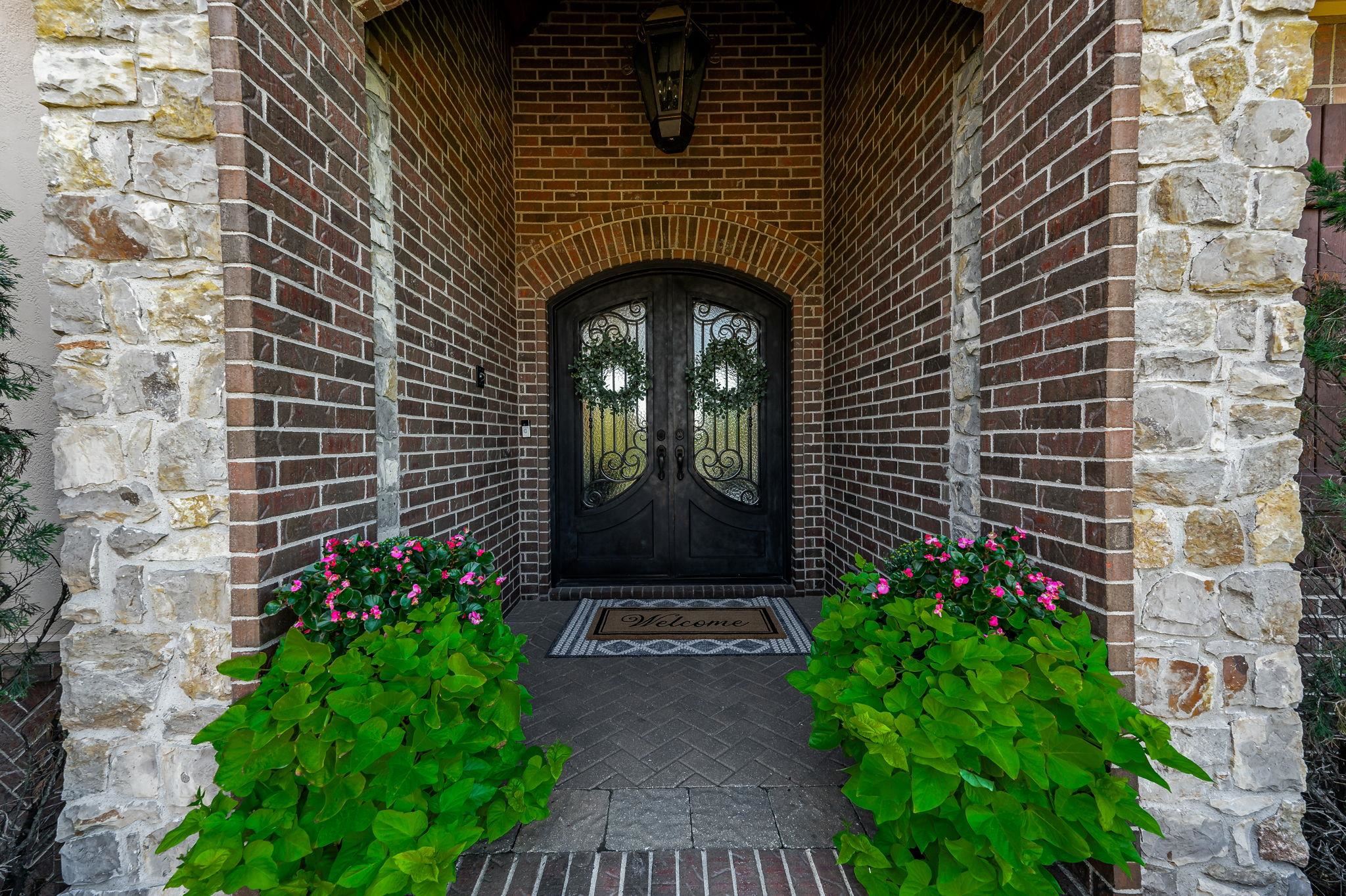 Wichita, Kansas 67230, United States, 6 Bedrooms Bedrooms, ,6 BathroomsBathrooms,Residential,Pending,70062