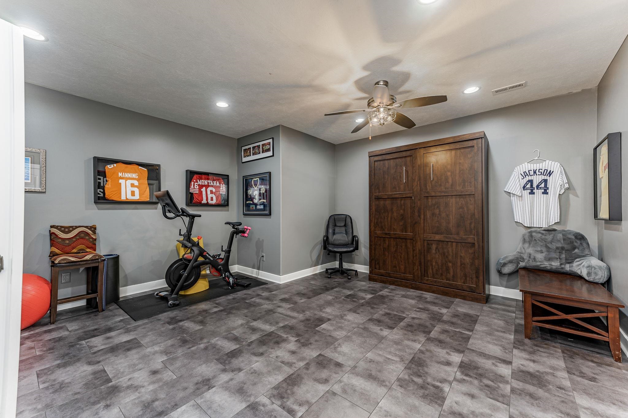 Wichita, Kansas 67230, United States, 6 Bedrooms Bedrooms, ,6 BathroomsBathrooms,Residential,Pending,70062