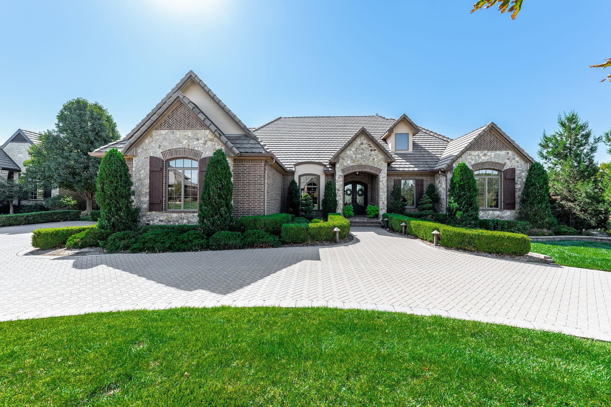 Wichita, Kansas 67230, United States, 6 Bedrooms Bedrooms, ,6 BathroomsBathrooms,Residential,Pending,70062