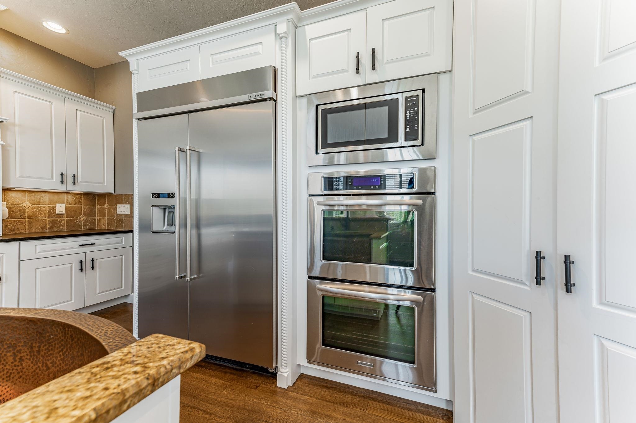 Wichita, Kansas 67230, United States, 6 Bedrooms Bedrooms, ,6 BathroomsBathrooms,Residential,Pending,70062