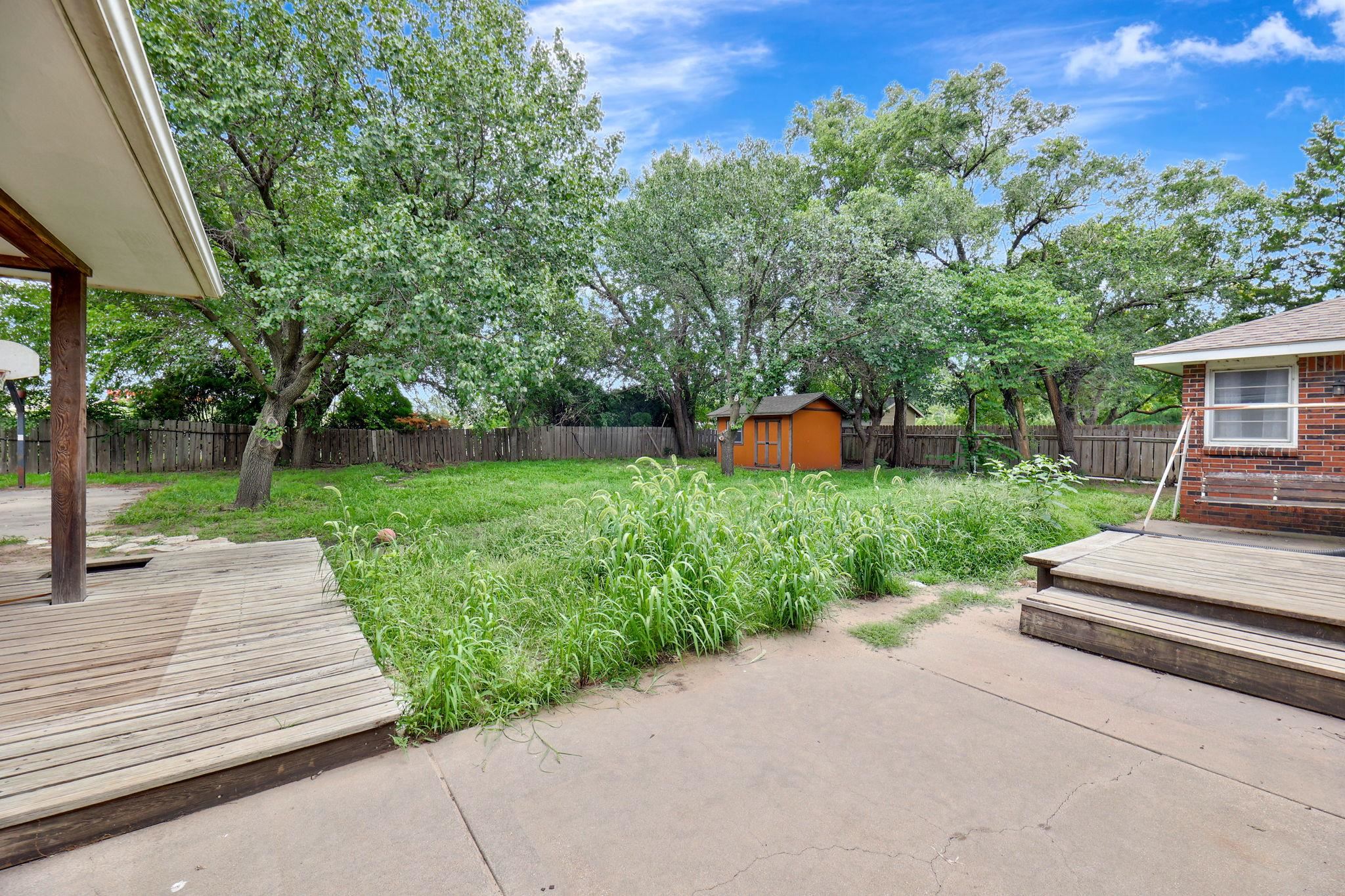 Wichita, Kansas 67204, United States, 3 Bedrooms Bedrooms, ,2 BathroomsBathrooms,Residential,Pending,54325