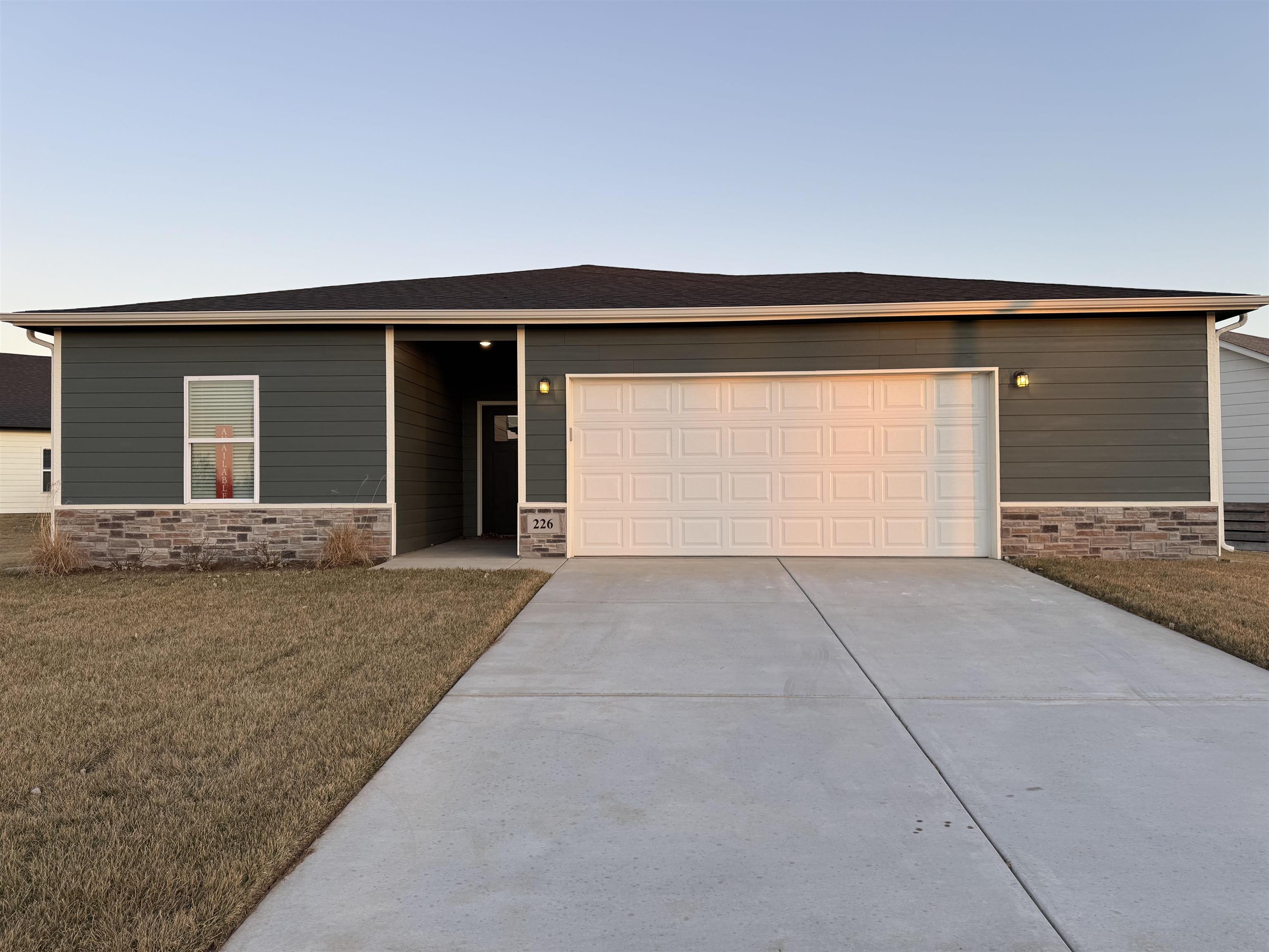 226 W Cherry Oaks St, Cheney, Kansas image 1