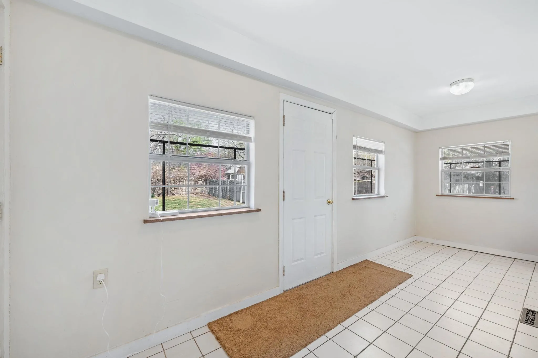 Wichita, Kansas 67214, United States, 3 Bedrooms Bedrooms, ,2 BathroomsBathrooms,Residential,Active,97544