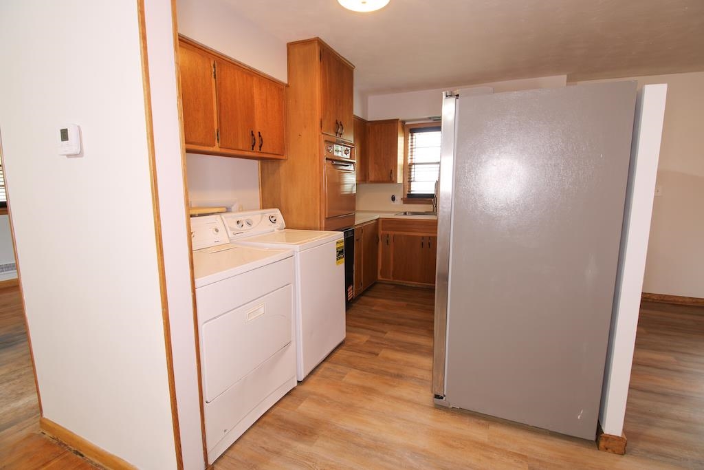 602 Carl Ave, Salina, Kansas image 4