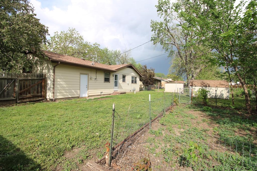 602 Carl Ave, Salina, Kansas image 11