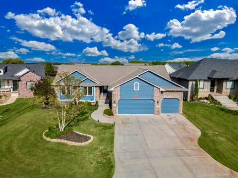 Homes For Sale - 4835 N Emerald<br/> Maize, KS 67101