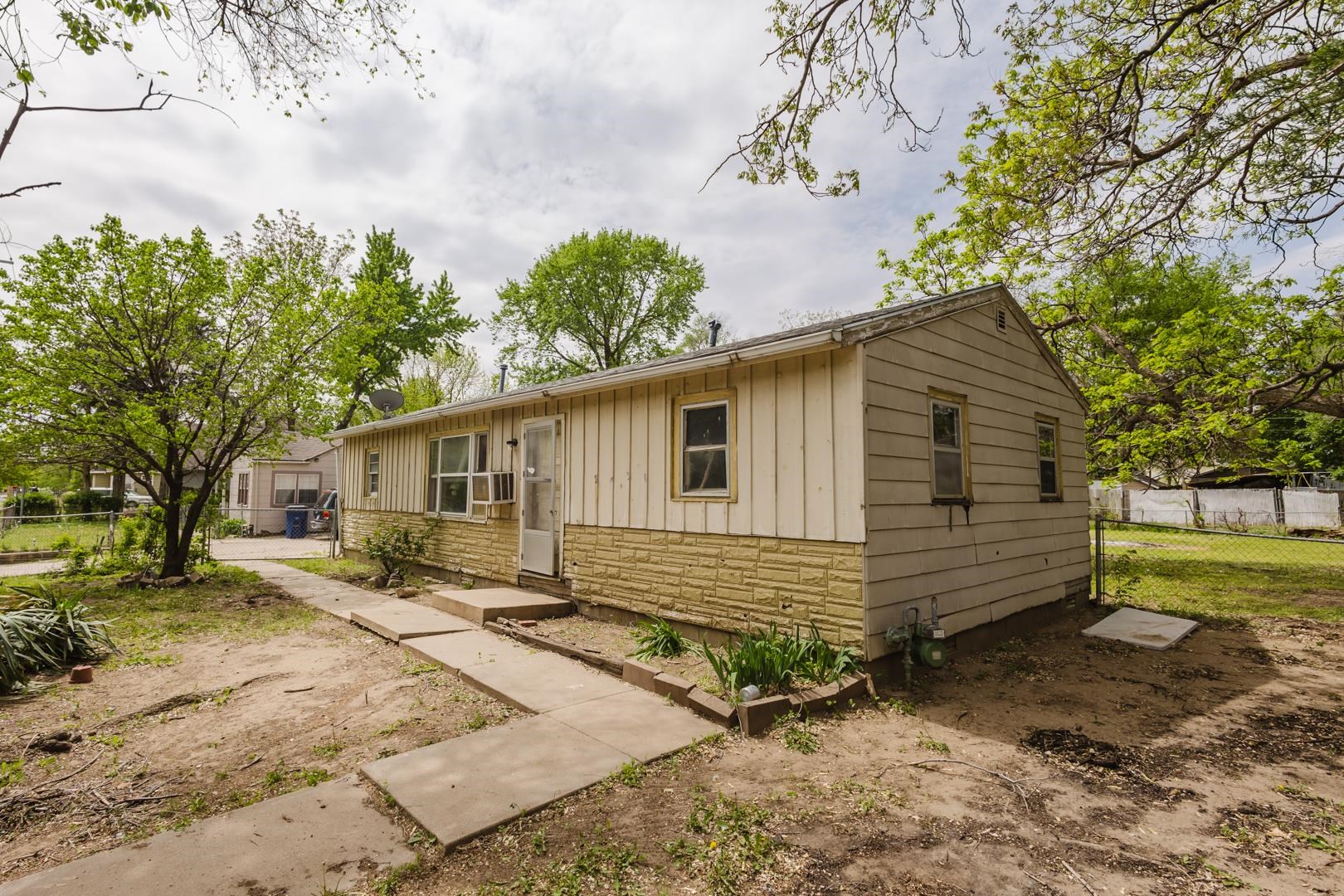 2431 N Mascot Ave, Wichita, Kansas image 2