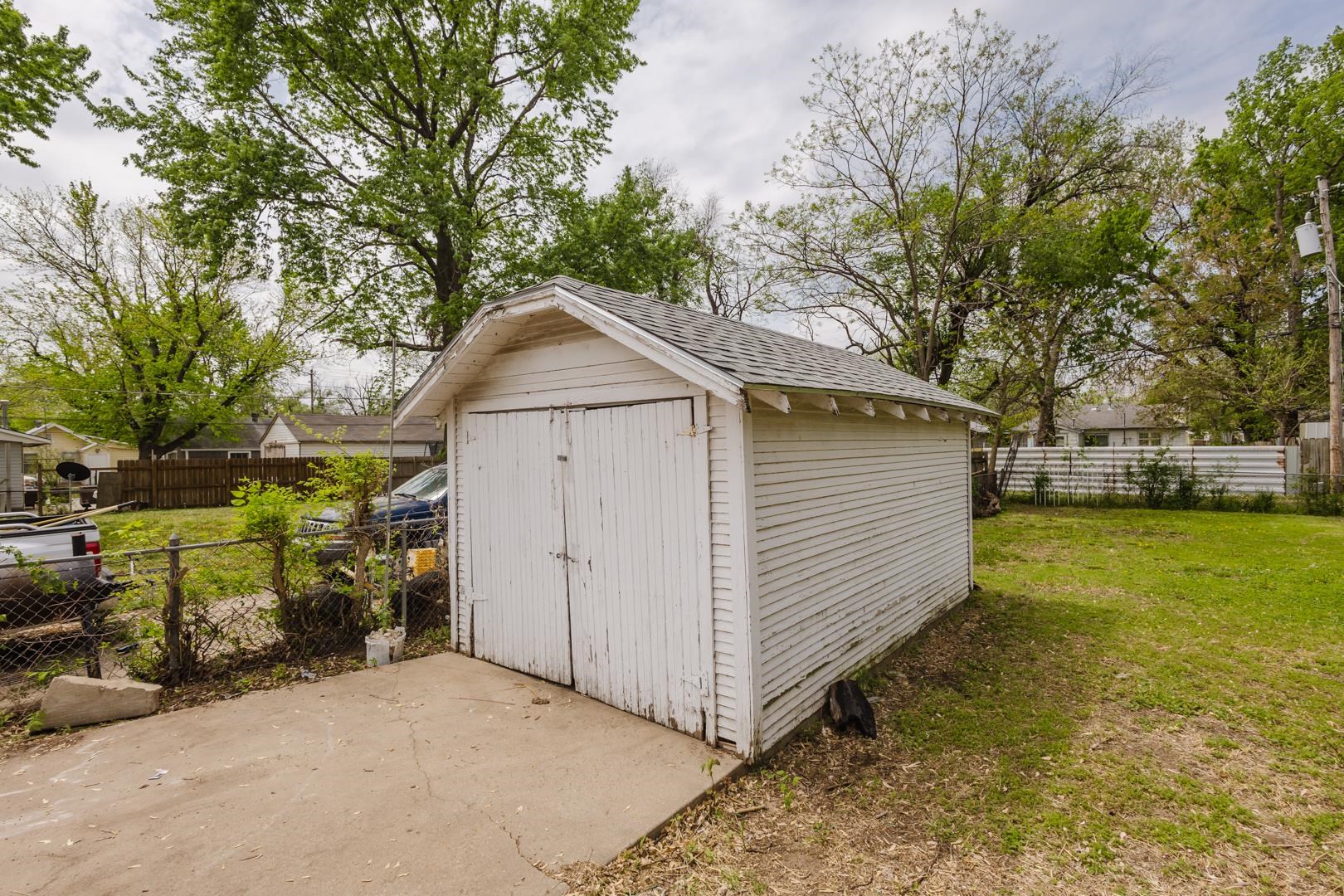 2431 N Mascot Ave, Wichita, Kansas image 28
