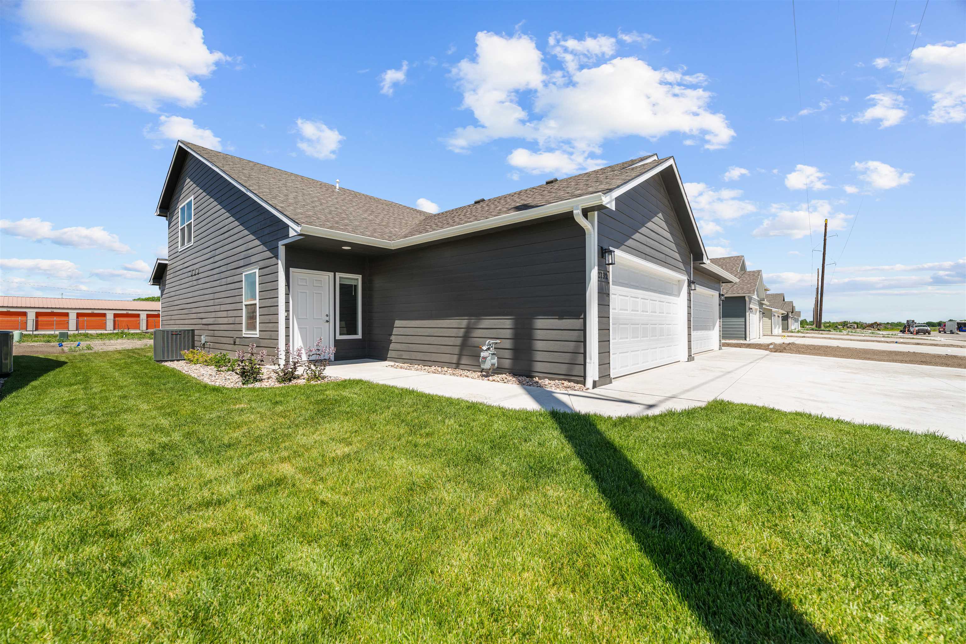 2732 Tim Rogers Ln, Salina, Kansas image 2