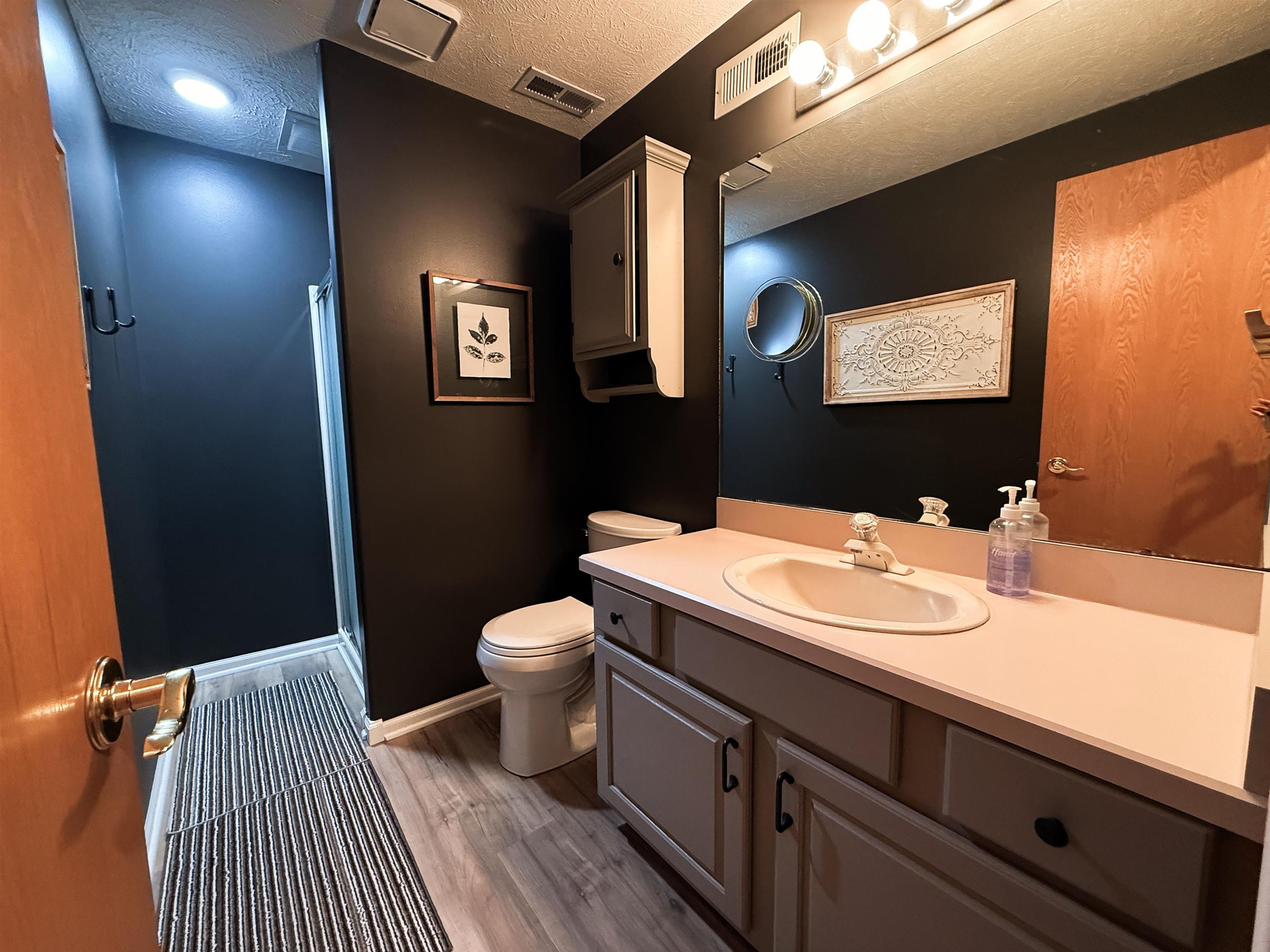 1043 Burr Oak Ln, Salina, Kansas image 27