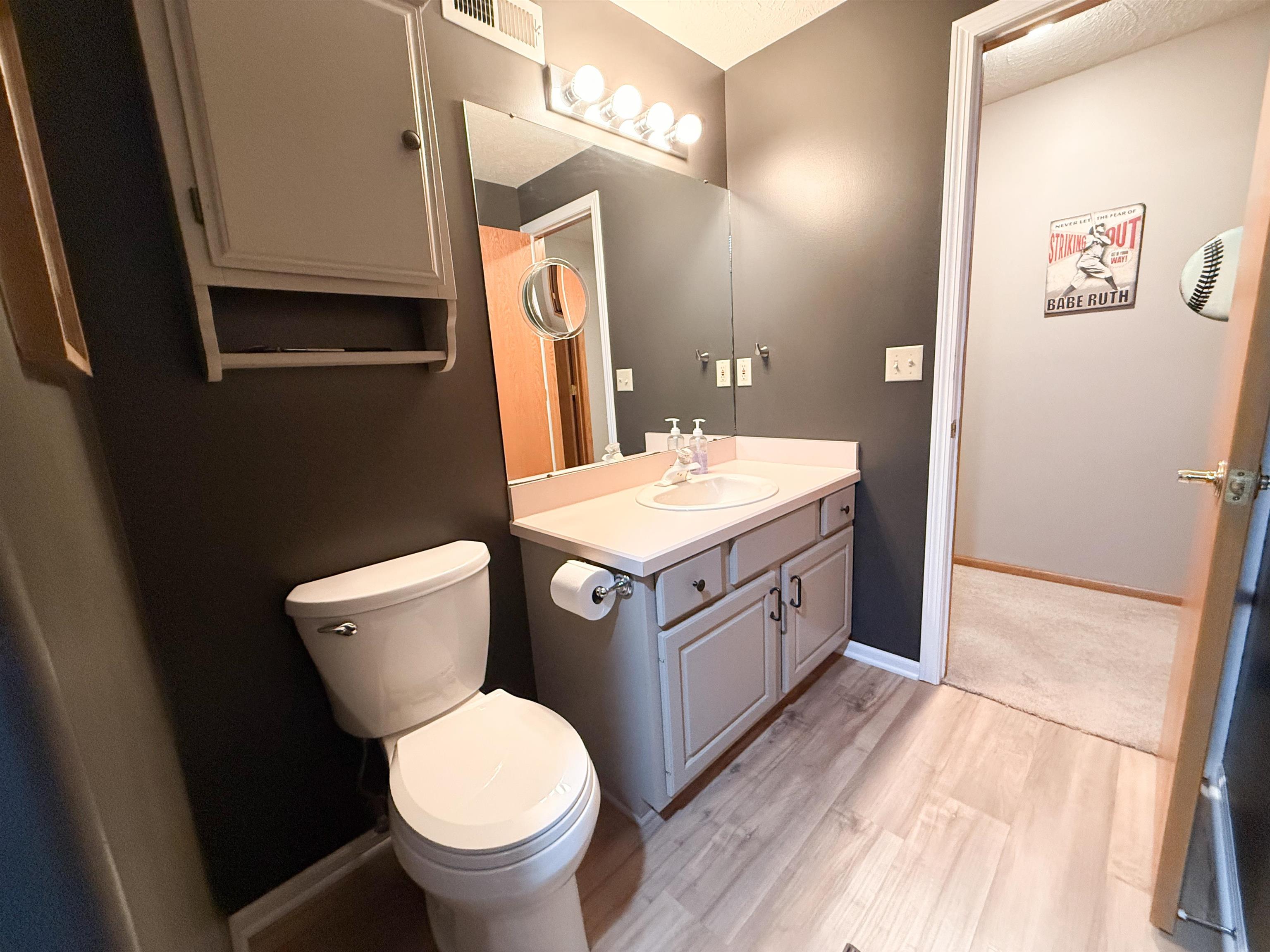 1043 Burr Oak Ln, Salina, Kansas image 28