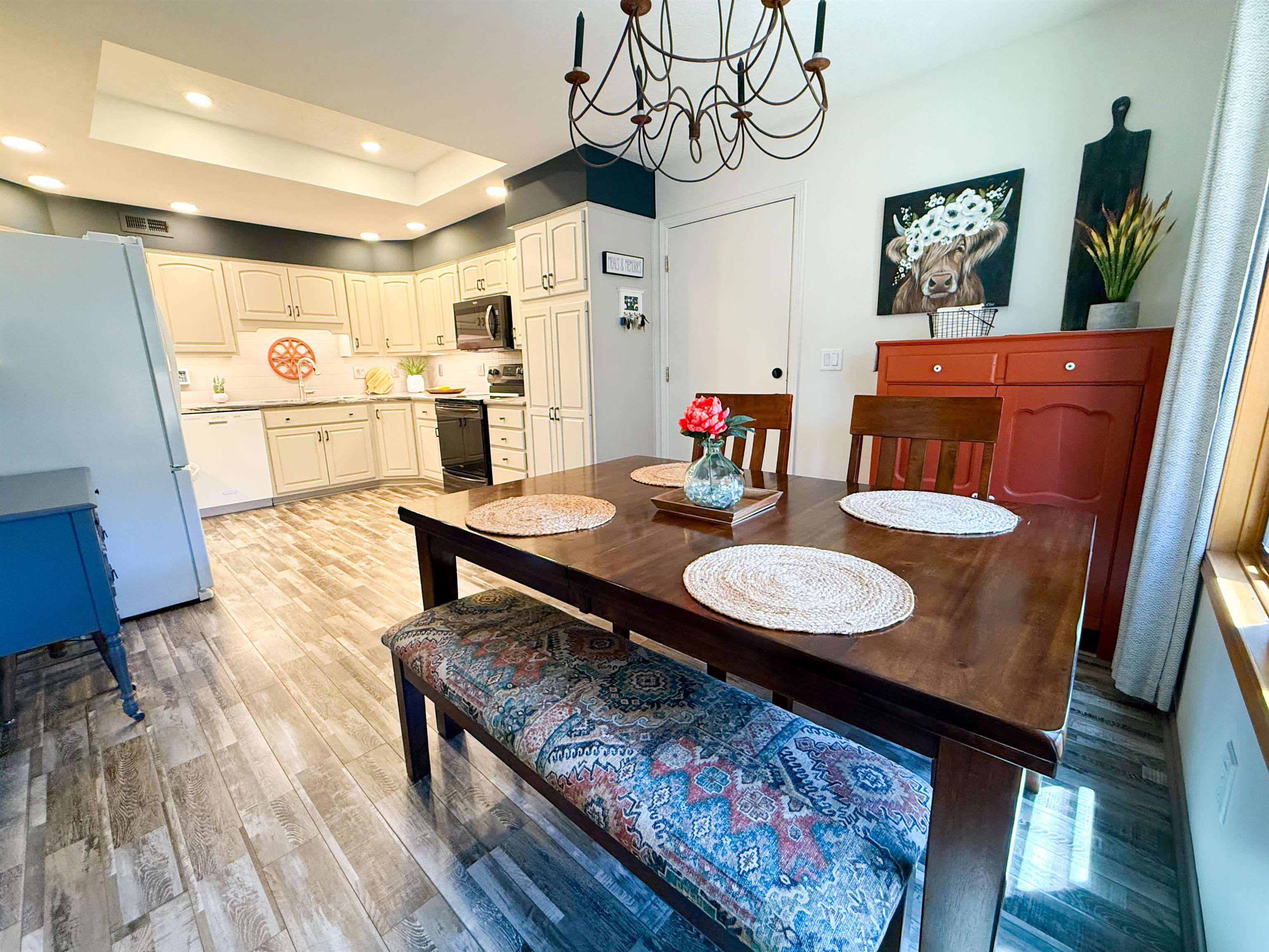 1043 Burr Oak Ln, Salina, Kansas image 9