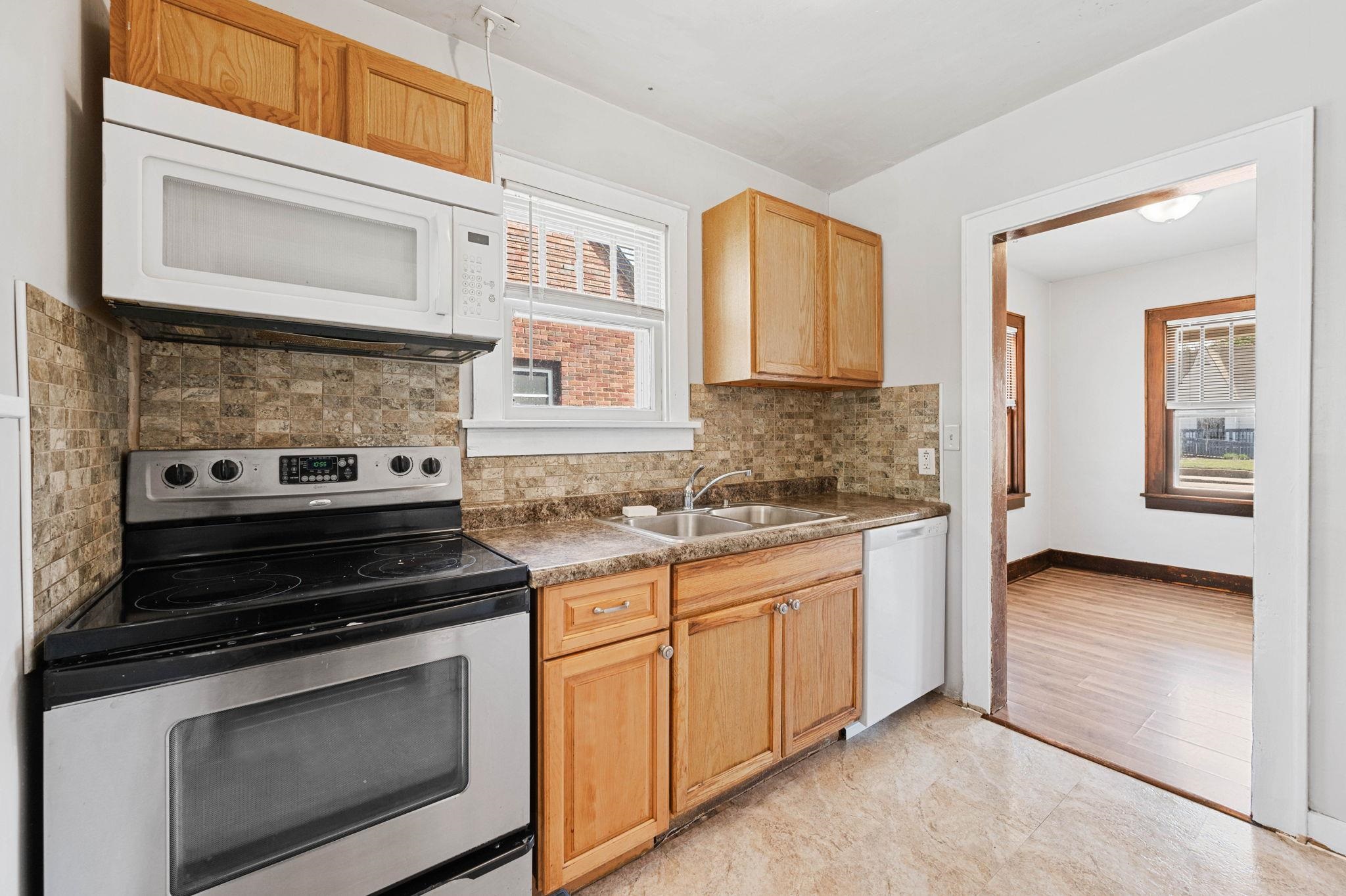 753 S Hillside St, Wichita, Kansas image 12