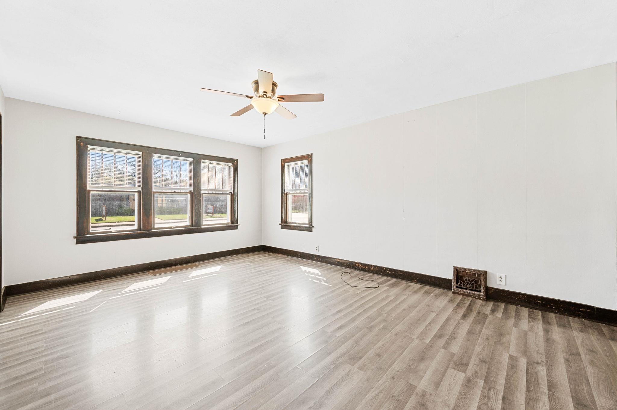 753 S Hillside St, Wichita, Kansas image 7