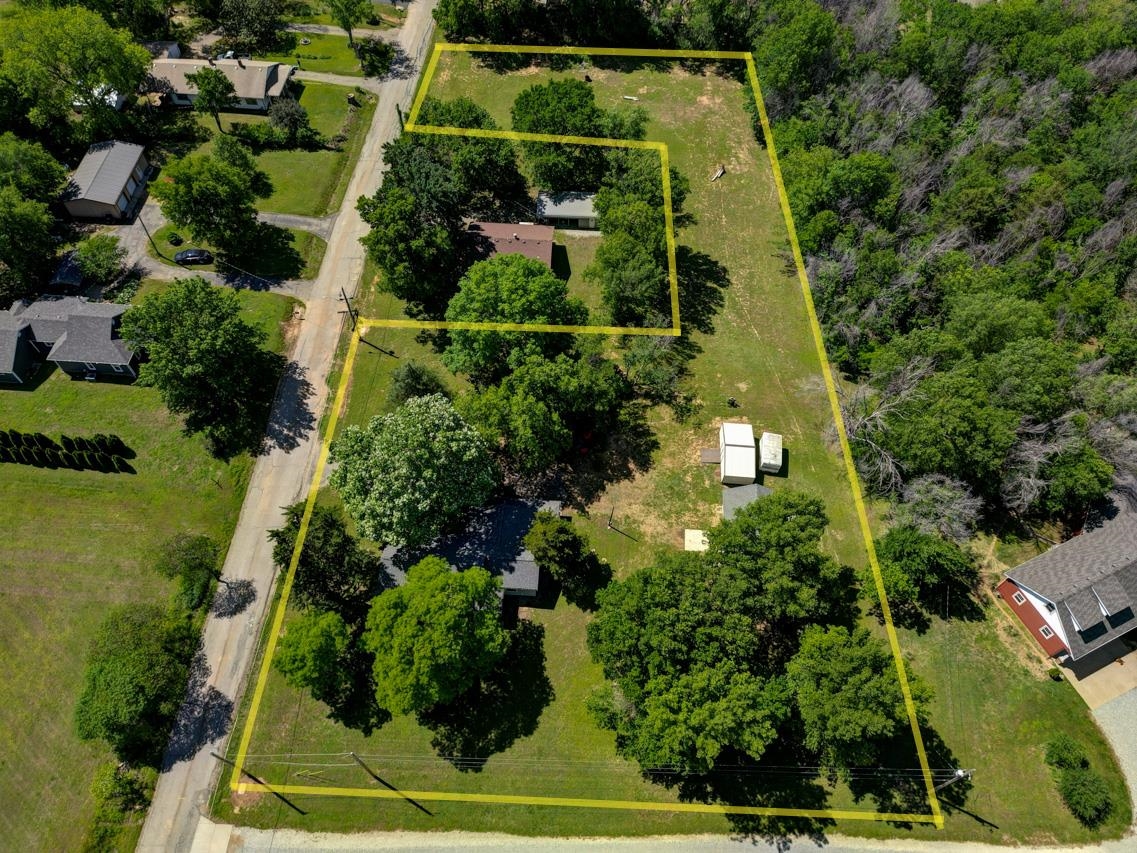205 S Centennial Rd, Arkansas City, Kansas image 1