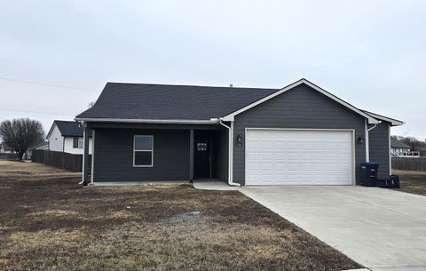 Homes For Sale - 336 Deer Run Ave<br/> Butler County, El Dorado, KS 67042