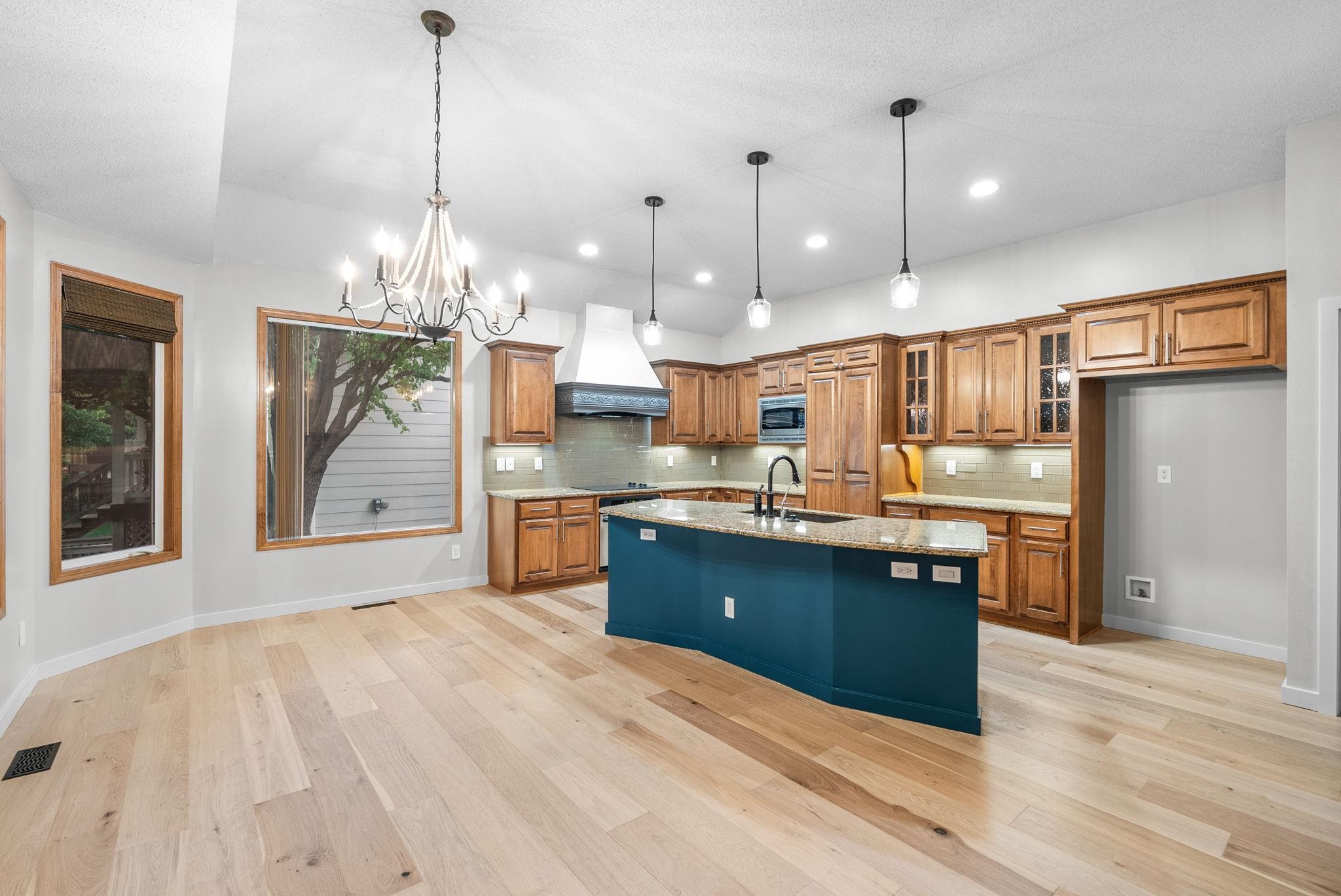 3257 N Forest Lakes, Wichita, Kansas image 6