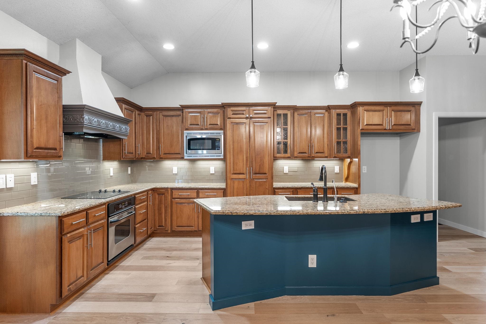 3257 N Forest Lakes, Wichita, Kansas image 8