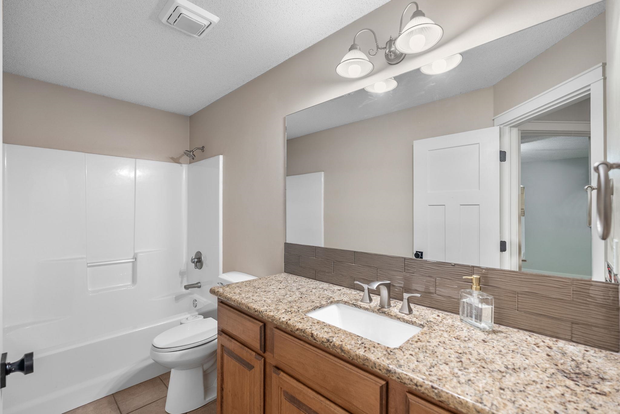3257 N Forest Lakes, Wichita, Kansas image 19