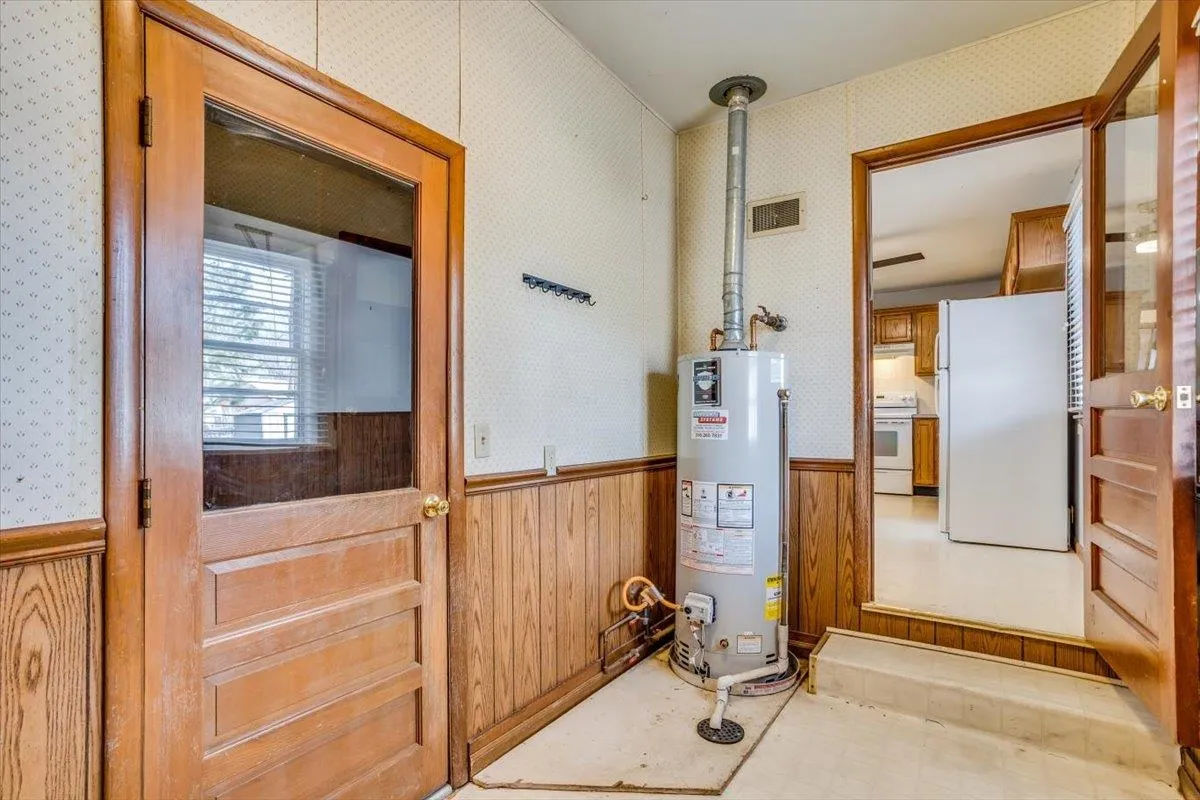 Derby, Kansas 67037, United States, 2 Bedrooms Bedrooms, ,1 BathroomBathrooms,Residential,Pending,89070