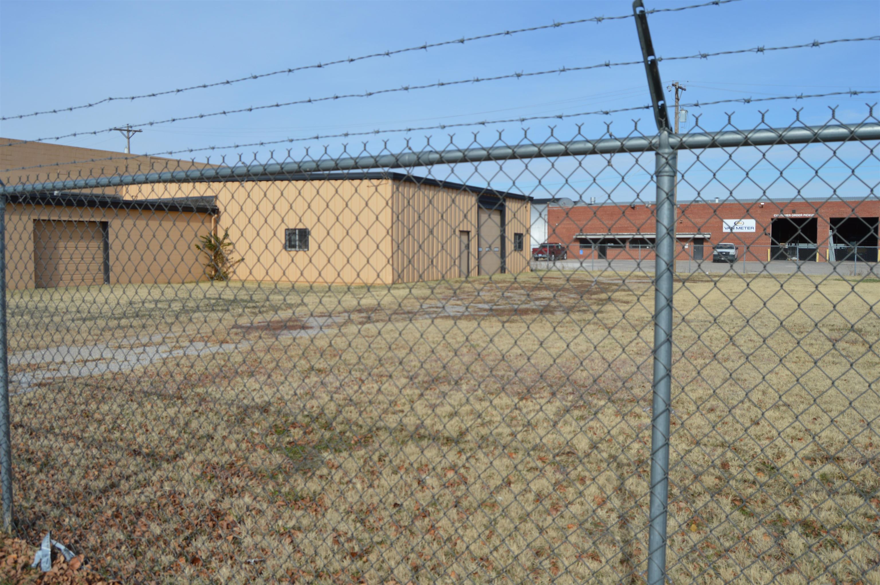 Wichita, Kansas 67214, United States, ,Commercial,Active,72217