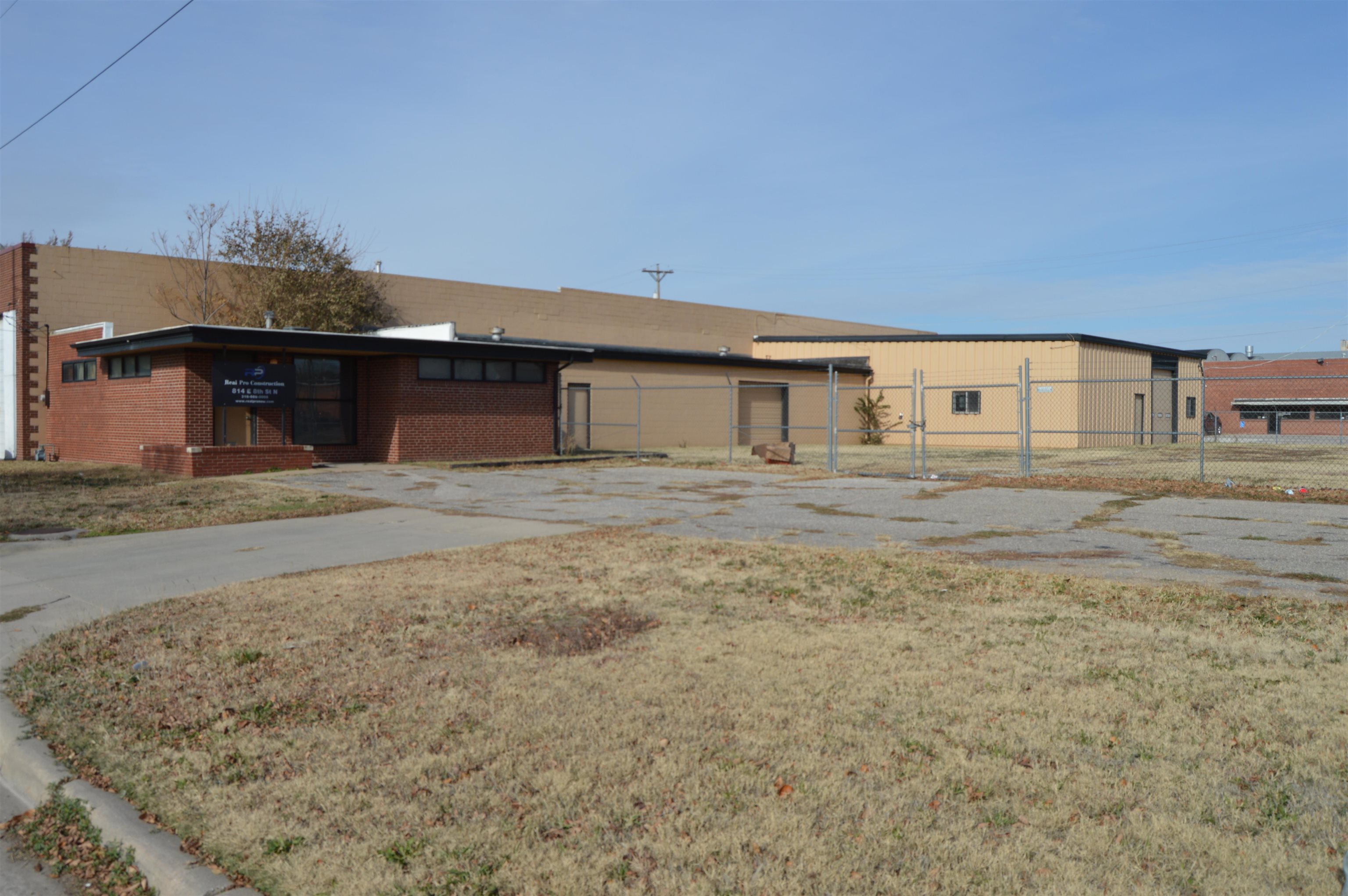 Wichita, Kansas 67214, United States, ,Commercial,Active,72217