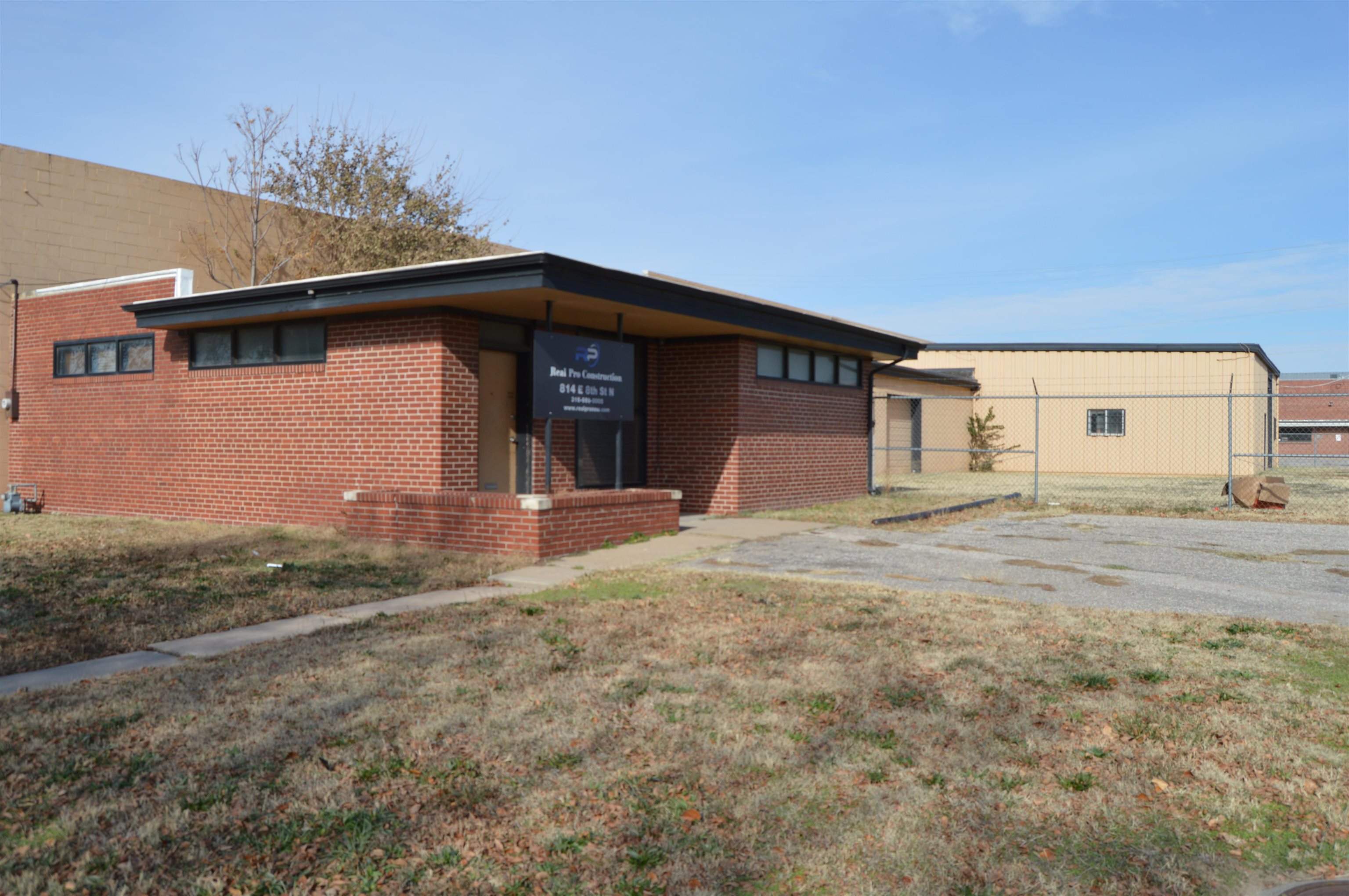 Wichita, Kansas 67214, United States, ,Commercial,Active,72217