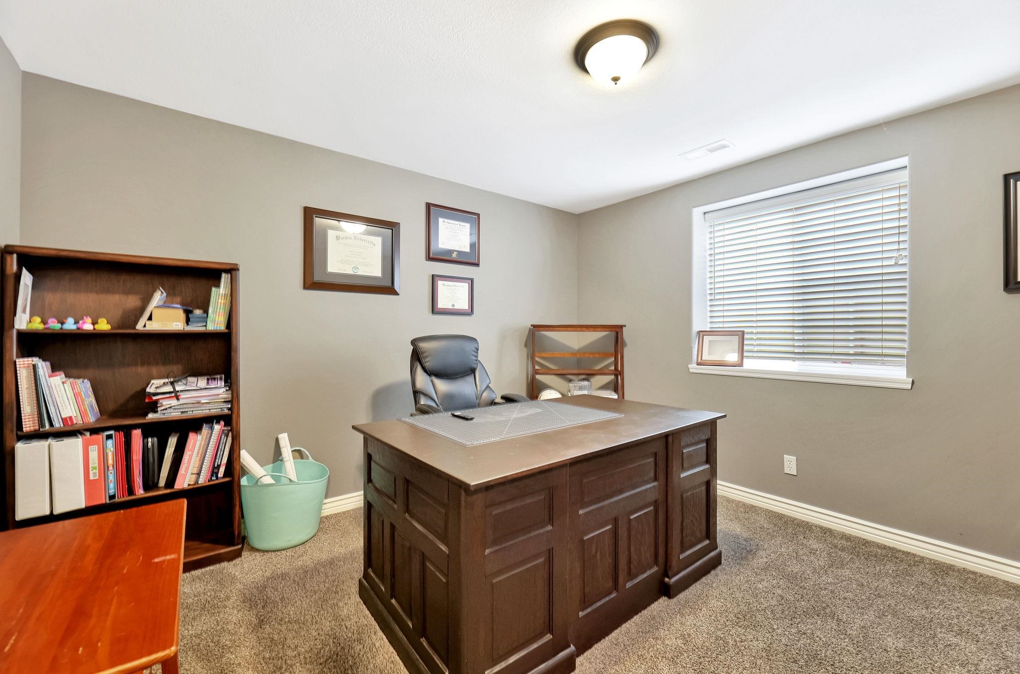 1929 E Cedar Tree Ct, Park City, Kansas image 31
