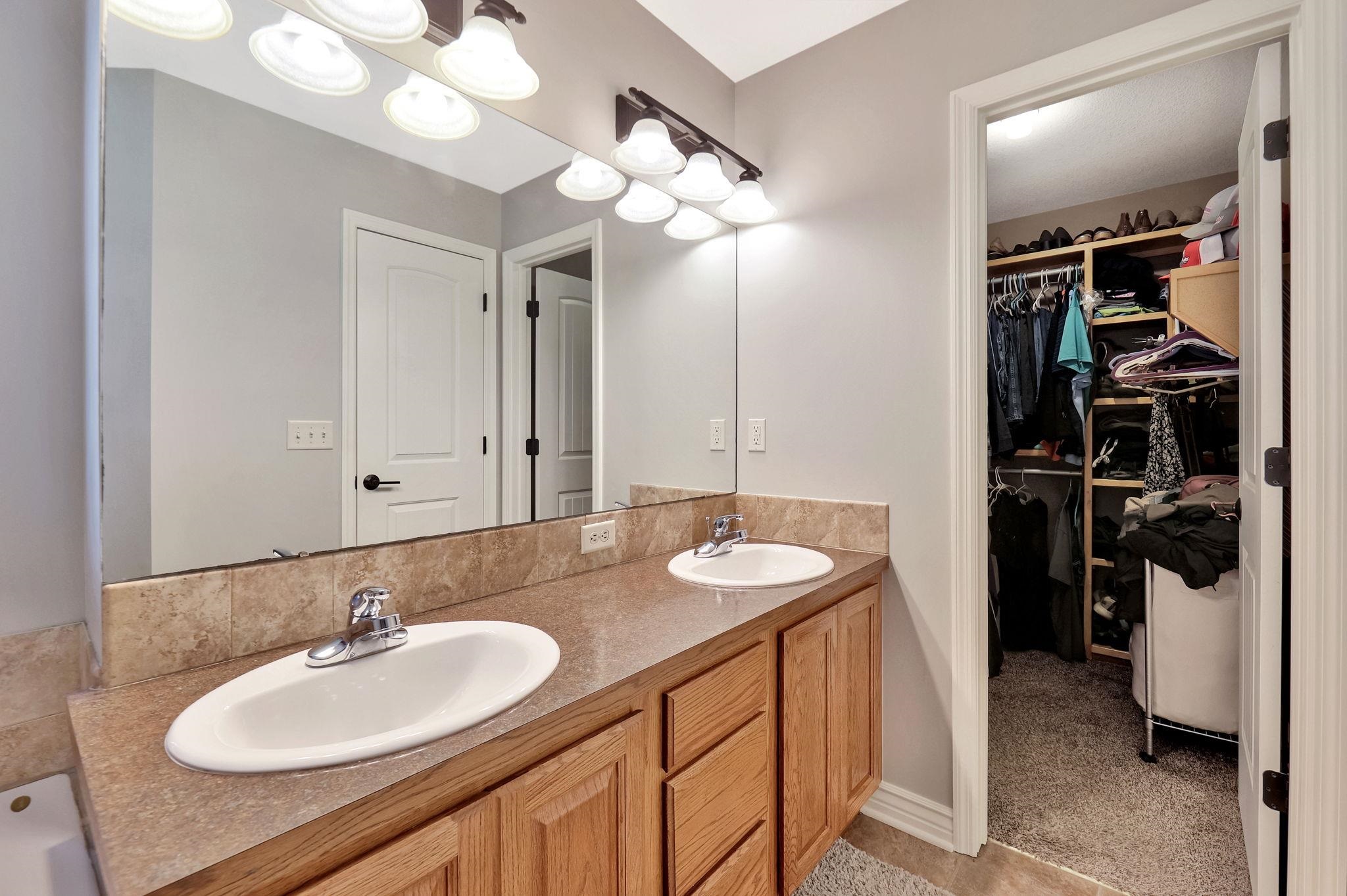 1929 E Cedar Tree Ct, Park City, Kansas image 17