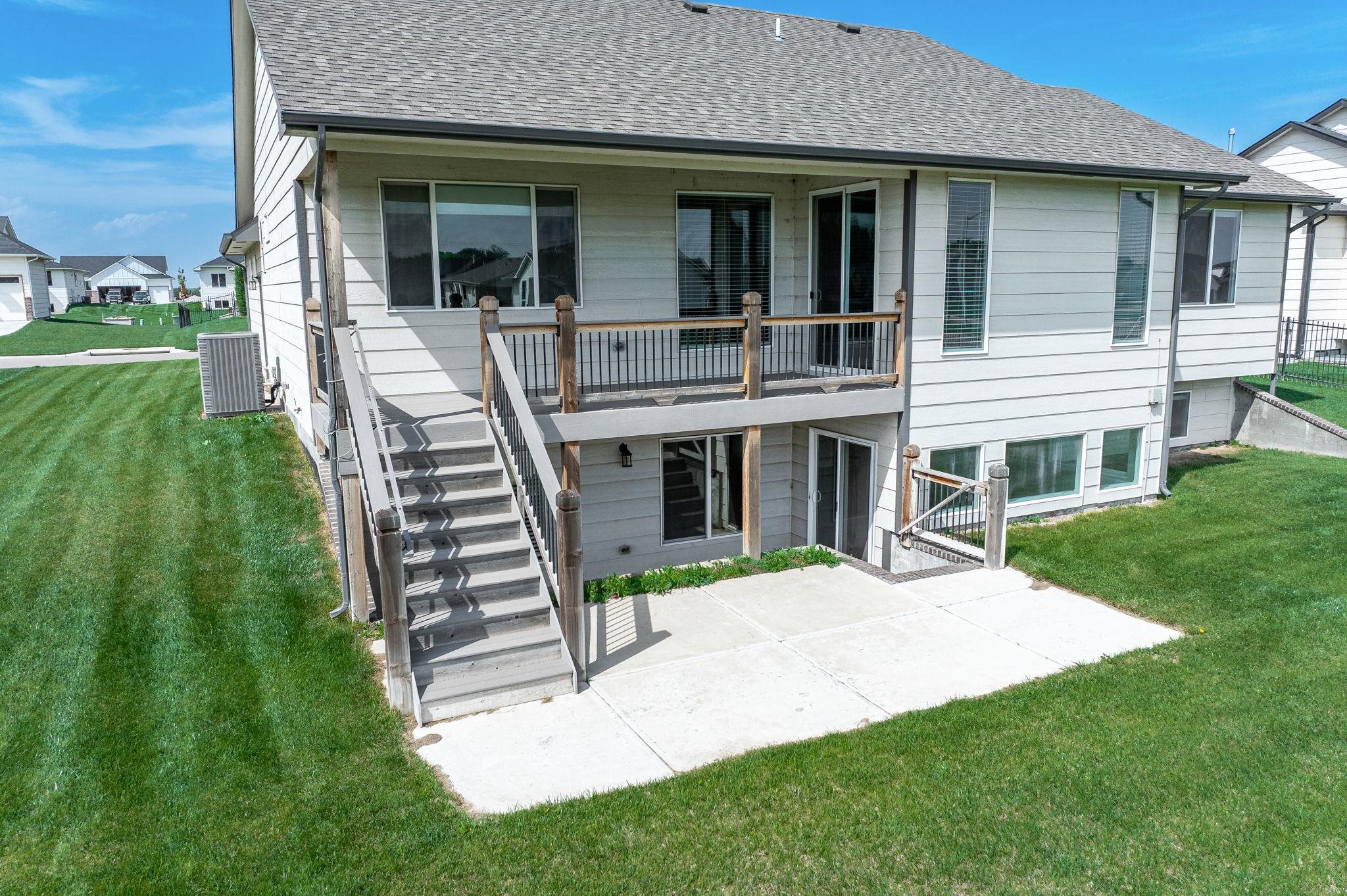 296 S Wellcrest Ct, Goddard, Kansas image 31