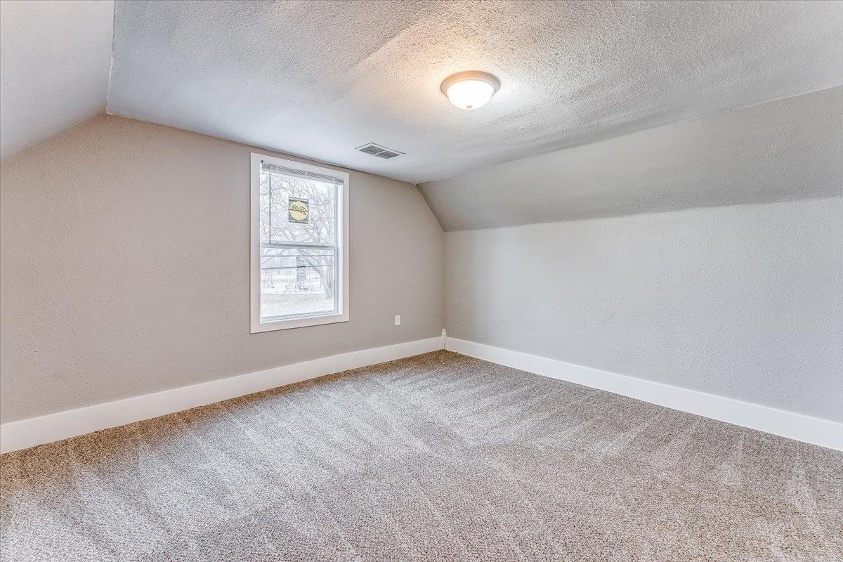 Wichita, Kansas 67204, United States, 3 Bedrooms Bedrooms, ,2 BathroomsBathrooms,Residential,Pending,67671