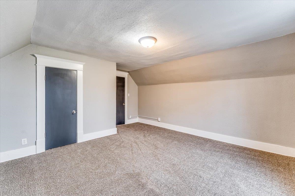 Wichita, Kansas 67204, United States, 3 Bedrooms Bedrooms, ,2 BathroomsBathrooms,Residential,Pending,67671