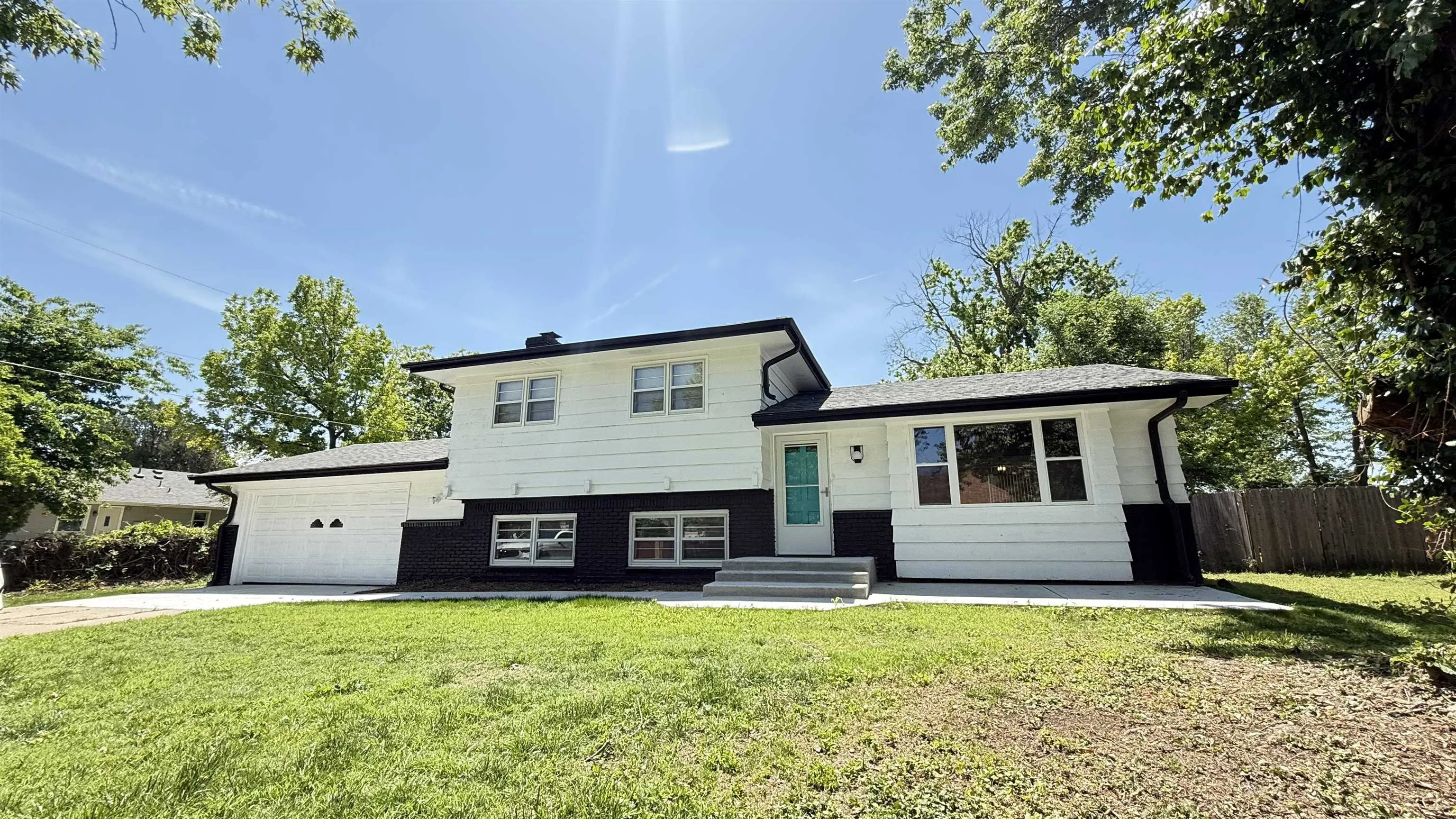 Wichita, Kansas 67220, United States, 4 Bedrooms Bedrooms, ,2 BathroomsBathrooms,Residential,Pending,146177