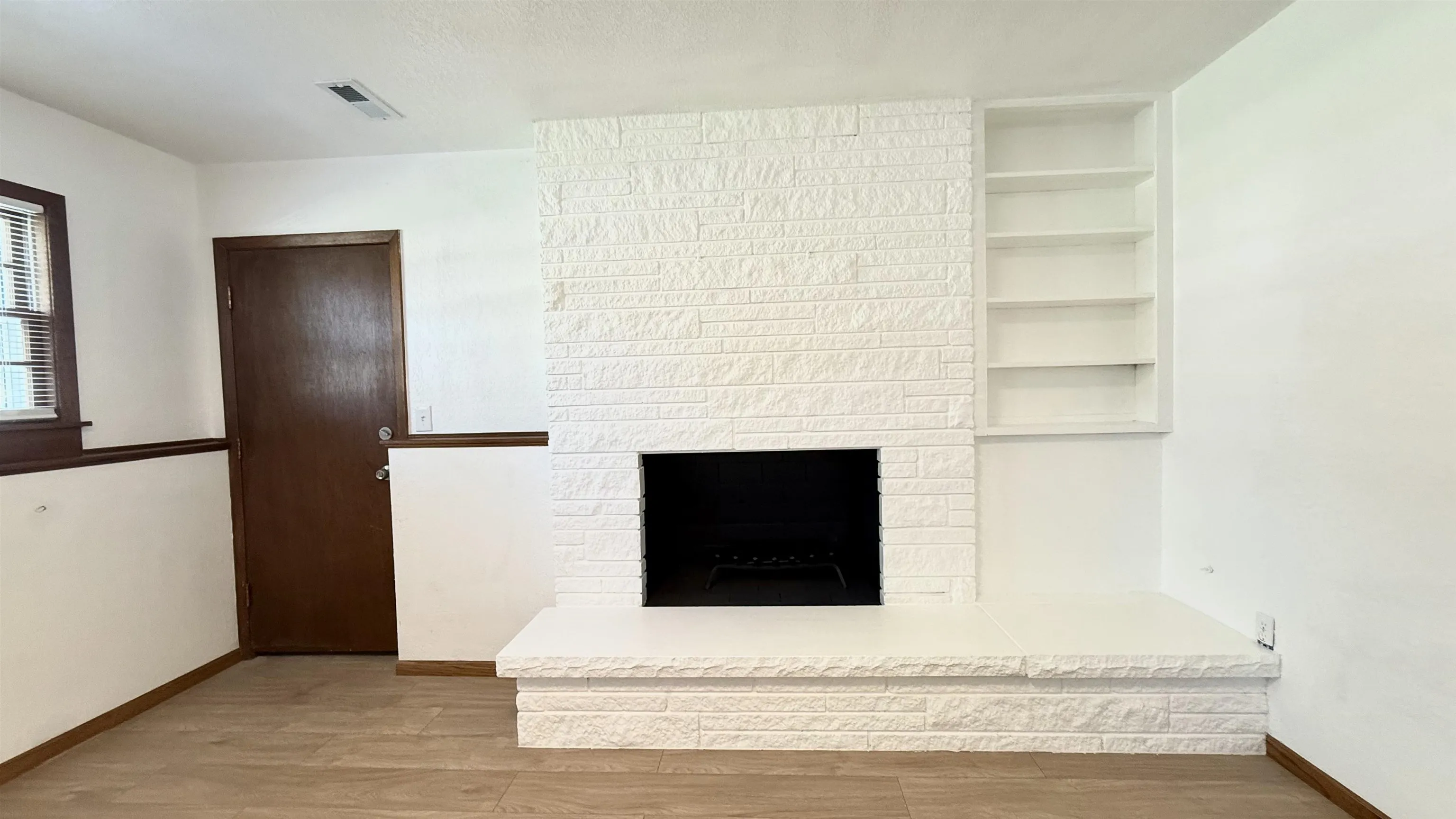 Wichita, Kansas 67220, United States, 4 Bedrooms Bedrooms, ,2 BathroomsBathrooms,Residential,Pending,146177