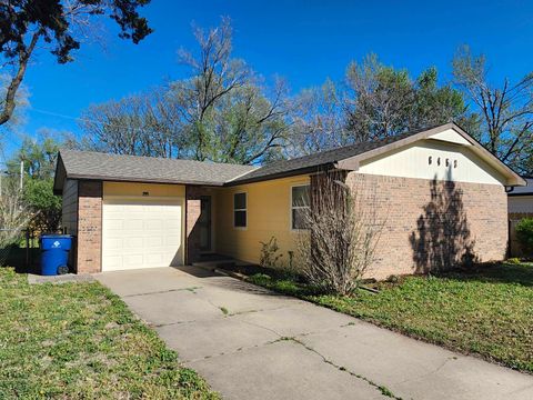 Homes For Sale - 6452 N Hydraulic Ave<br/> Sedgwick County, Park City, KS 67219