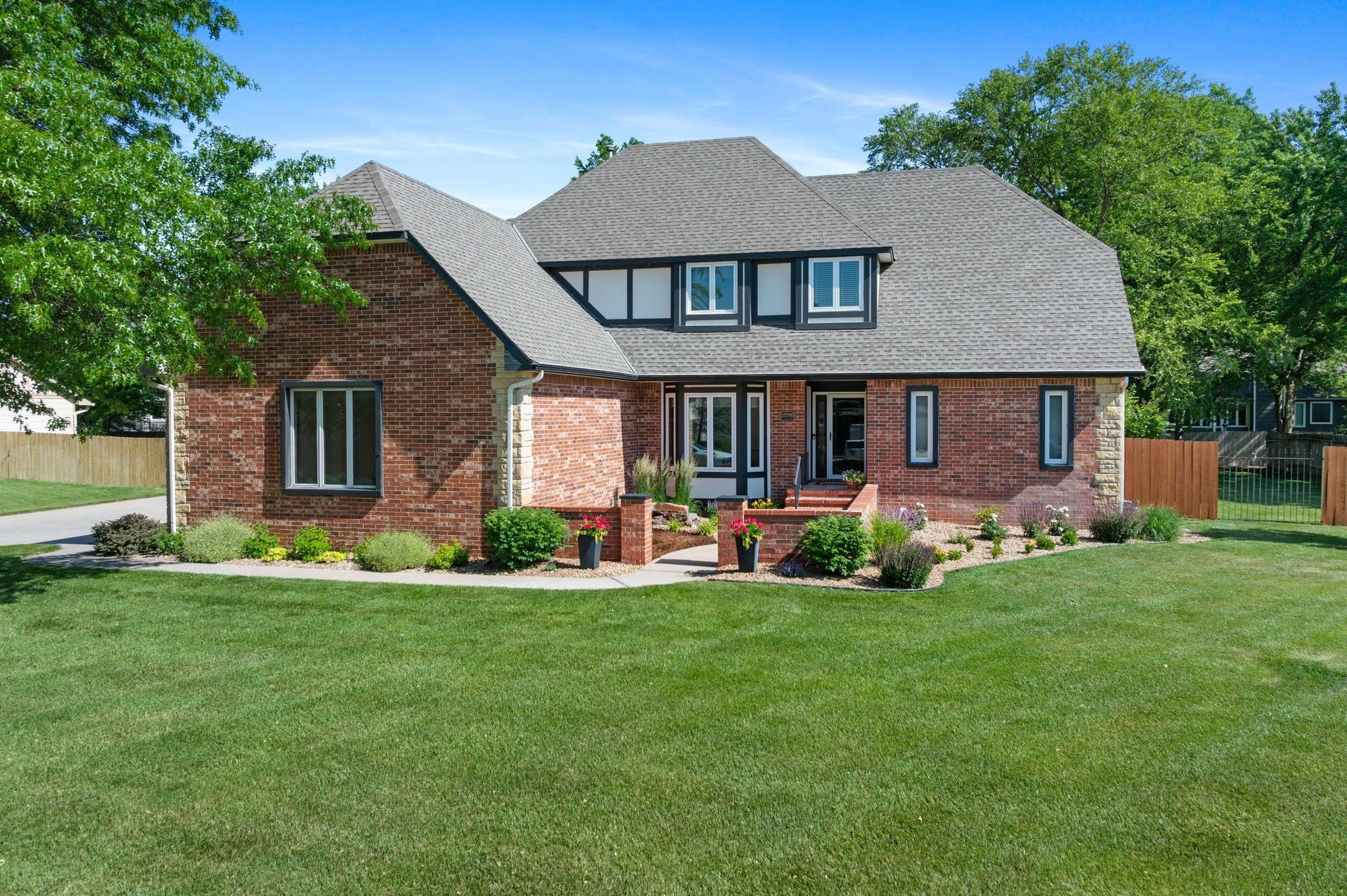 12206 W Hunters View St, Wichita, Kansas image 3