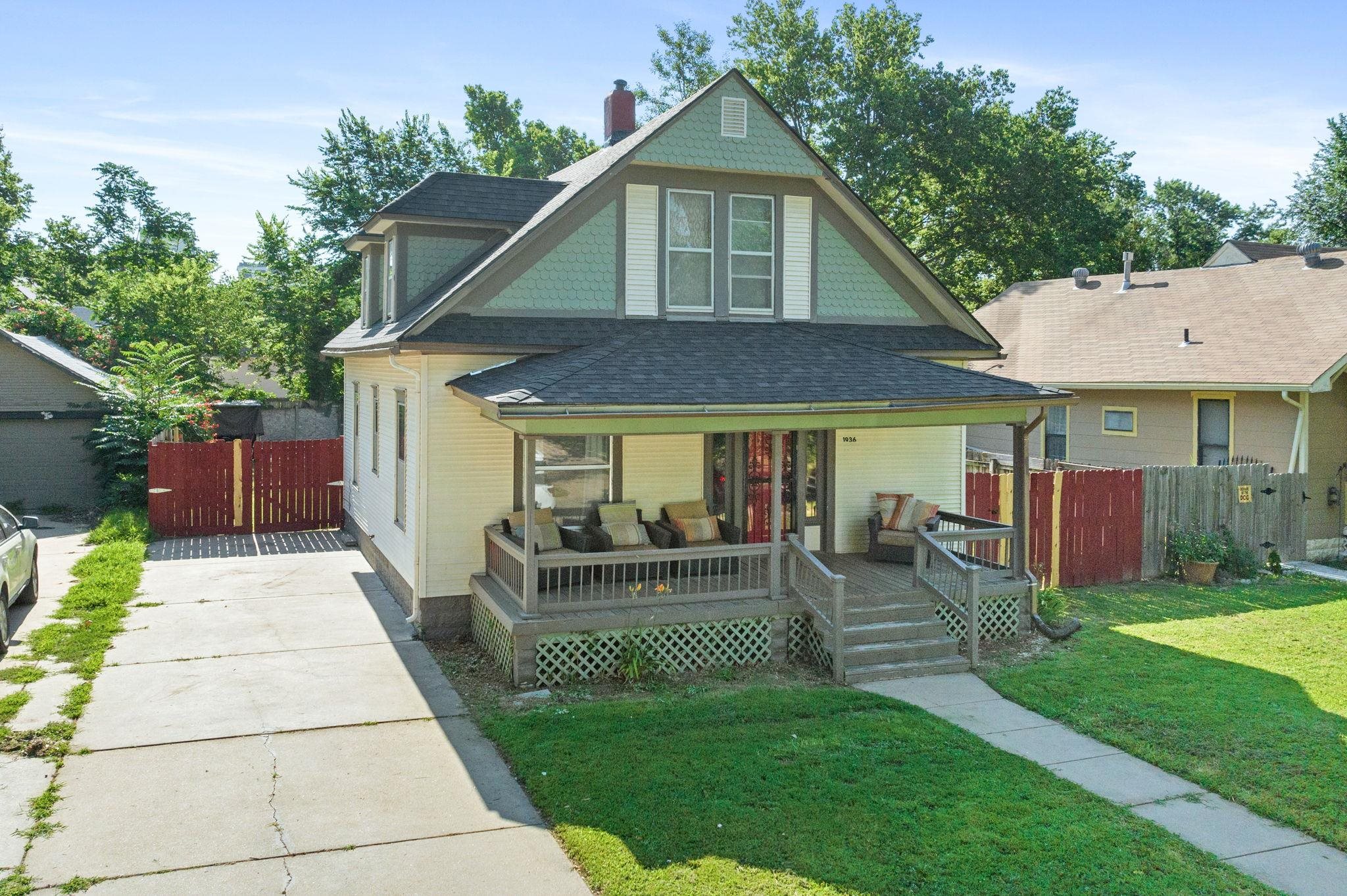 1936 N Wellington Pl, Wichita, Kansas image 2