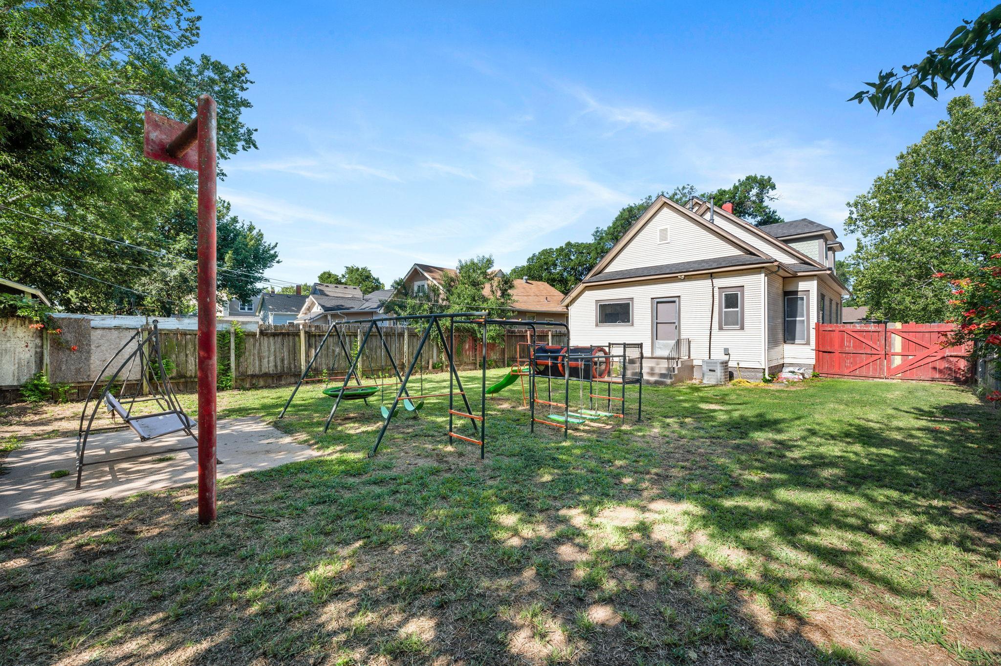 1936 N Wellington Pl, Wichita, Kansas image 32
