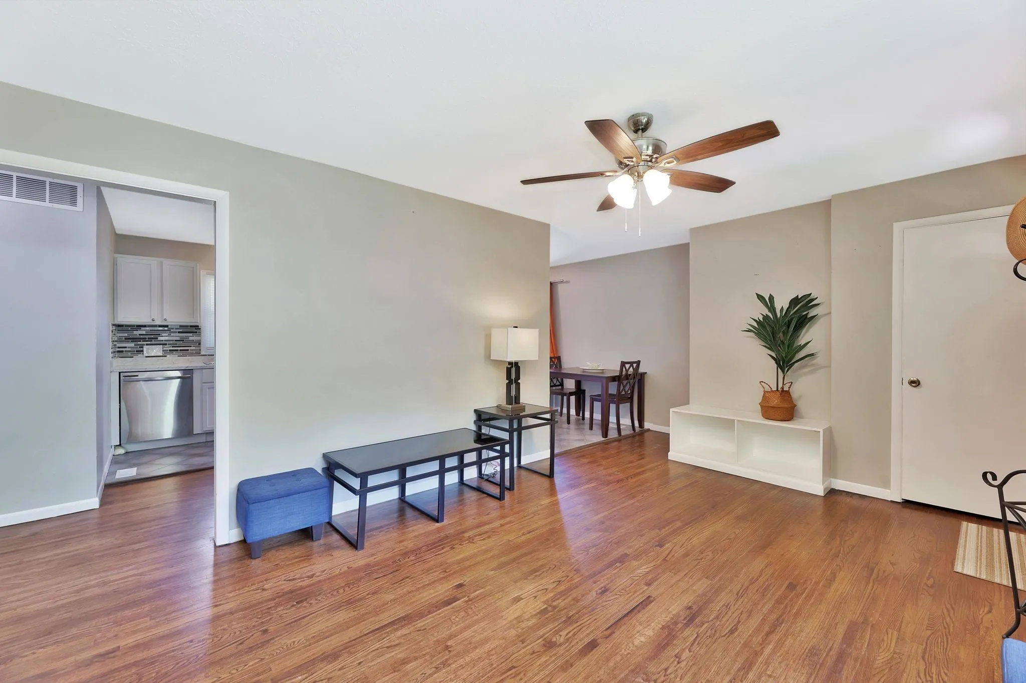 Park City, Kansas 67219, United States, 2 Bedrooms Bedrooms, ,1 BathroomBathrooms,Residential,Active,130610