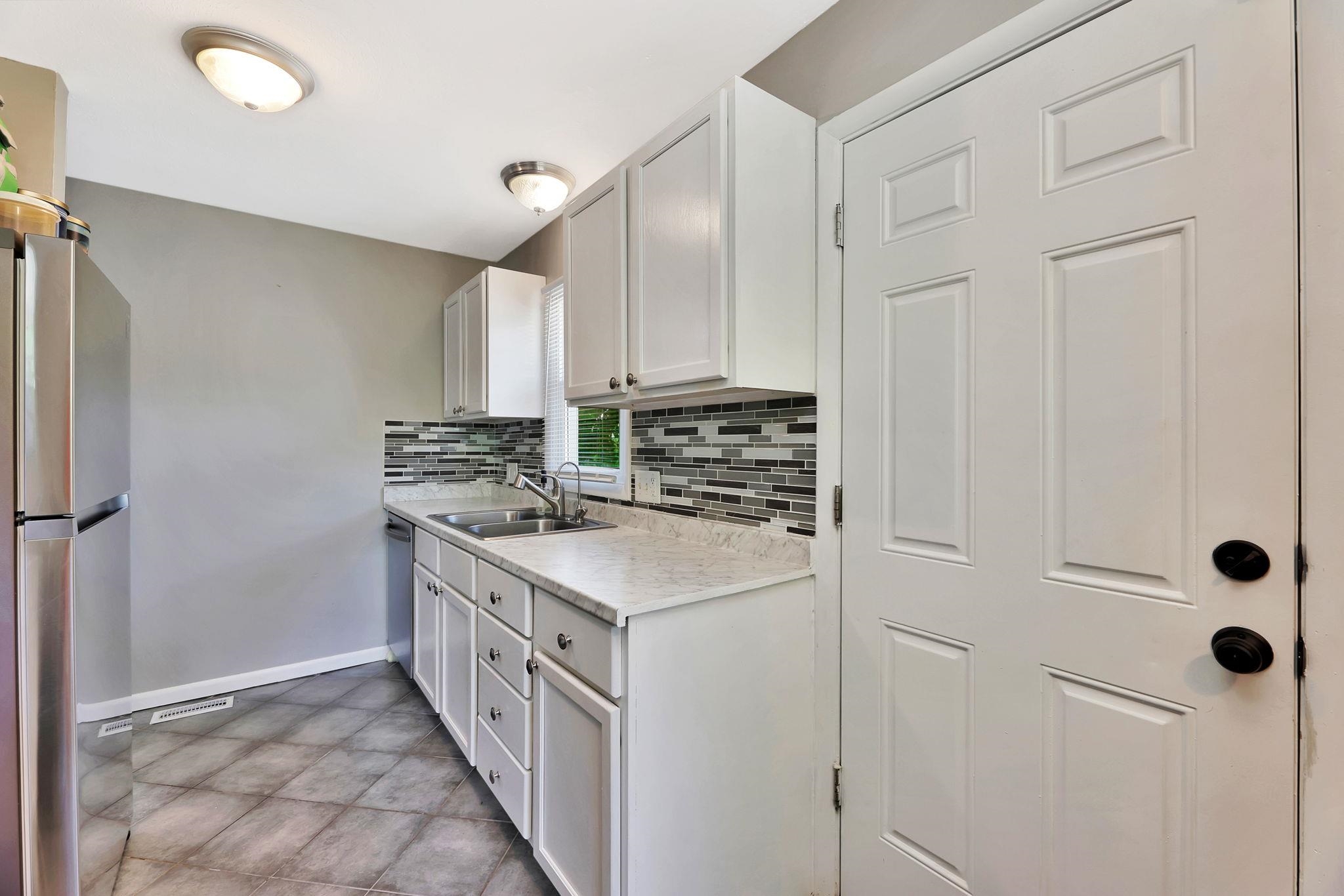 1729 E Ventnor St, Park City, Kansas image 13