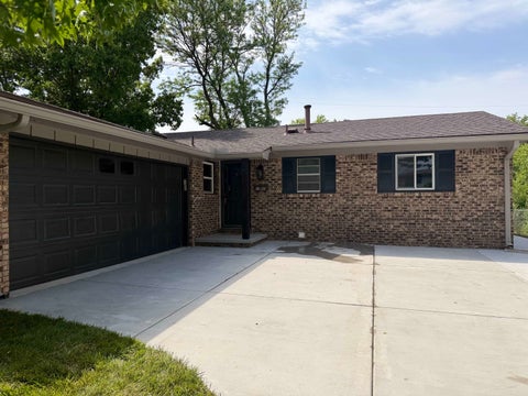 Homes For Sale - 8149 E Zimmerly St<br/> Wichita, KS 67207