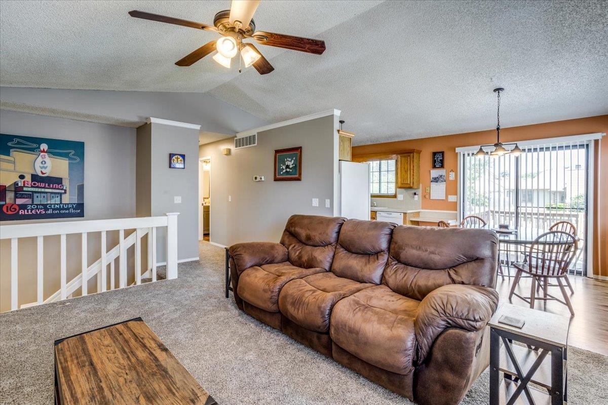 3744 N Rushwood Ct, Wichita, Kansas image 6